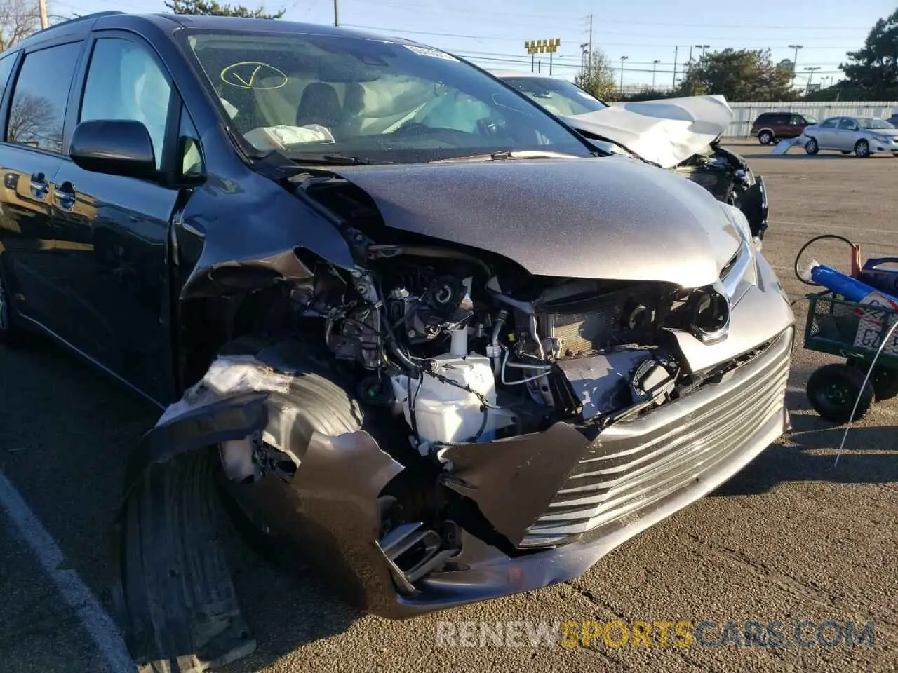 9 Фотография поврежденного автомобиля 5TDYZ3DC2LS052827 TOYOTA SIENNA 2020