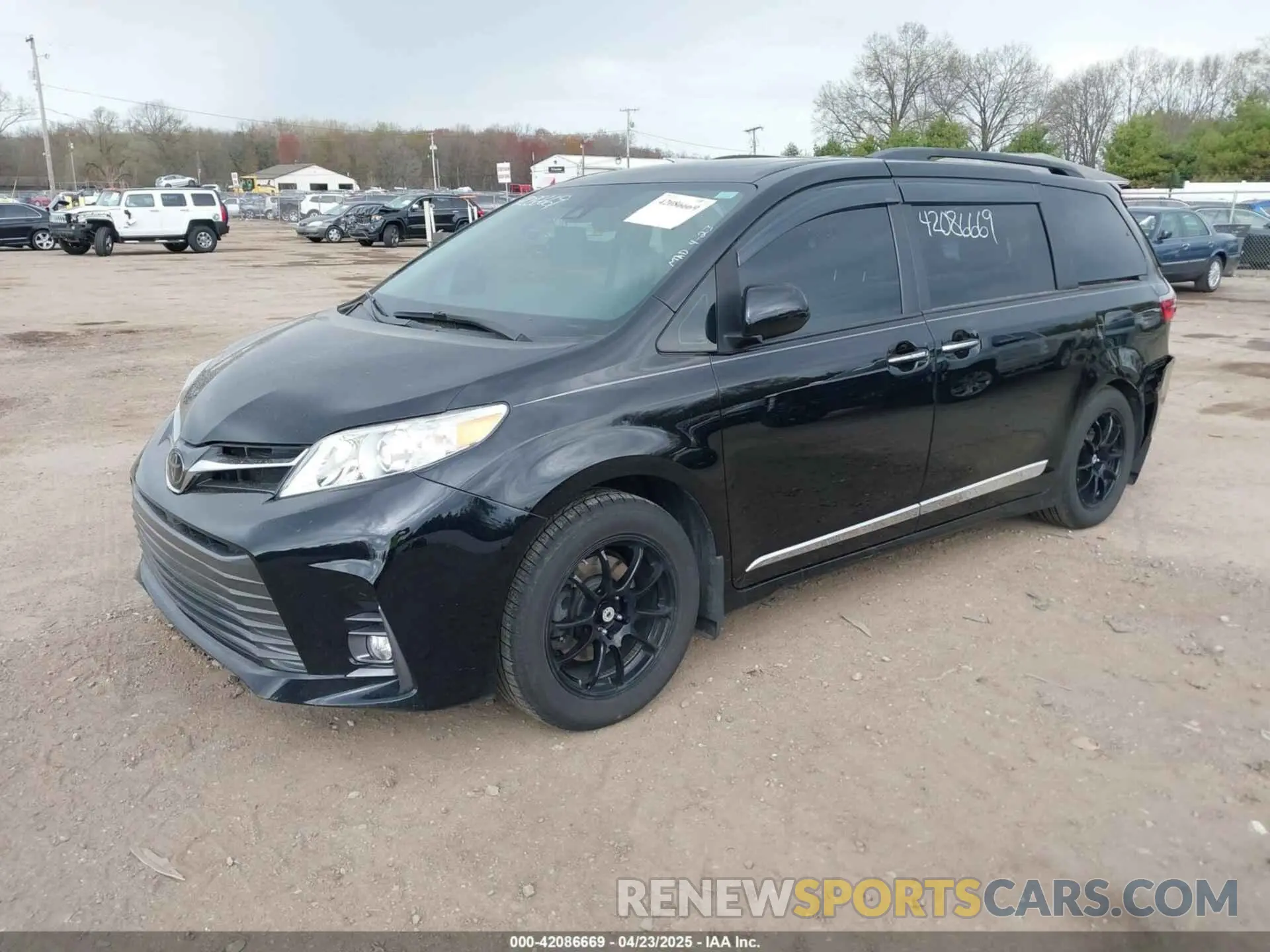 2 Photograph of a damaged car 5TDYZ3DC3LS034532 TOYOTA SIENNA 2020