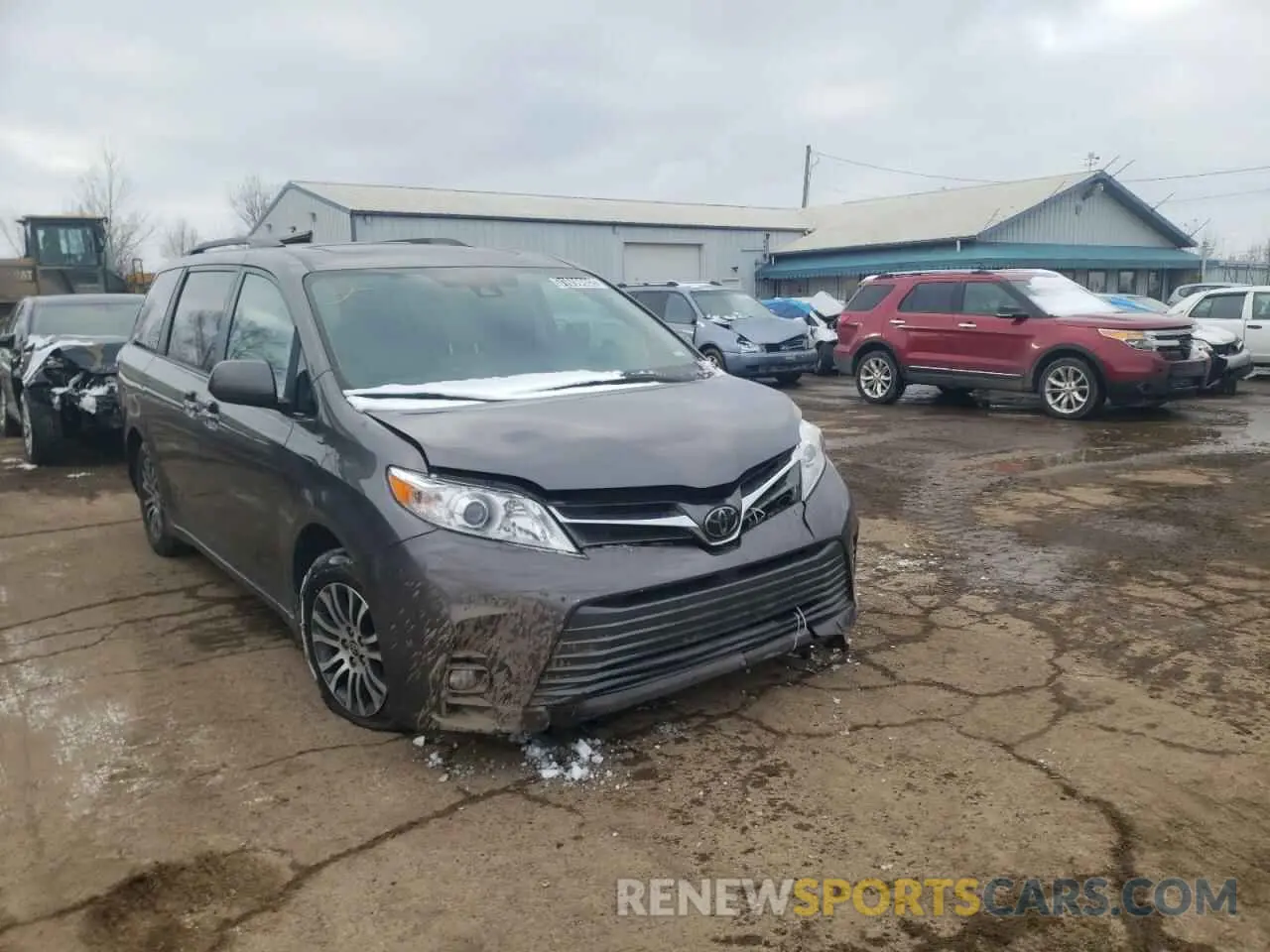 1 Photograph of a damaged car 5TDYZ3DC4LS067250 TOYOTA SIENNA 2020