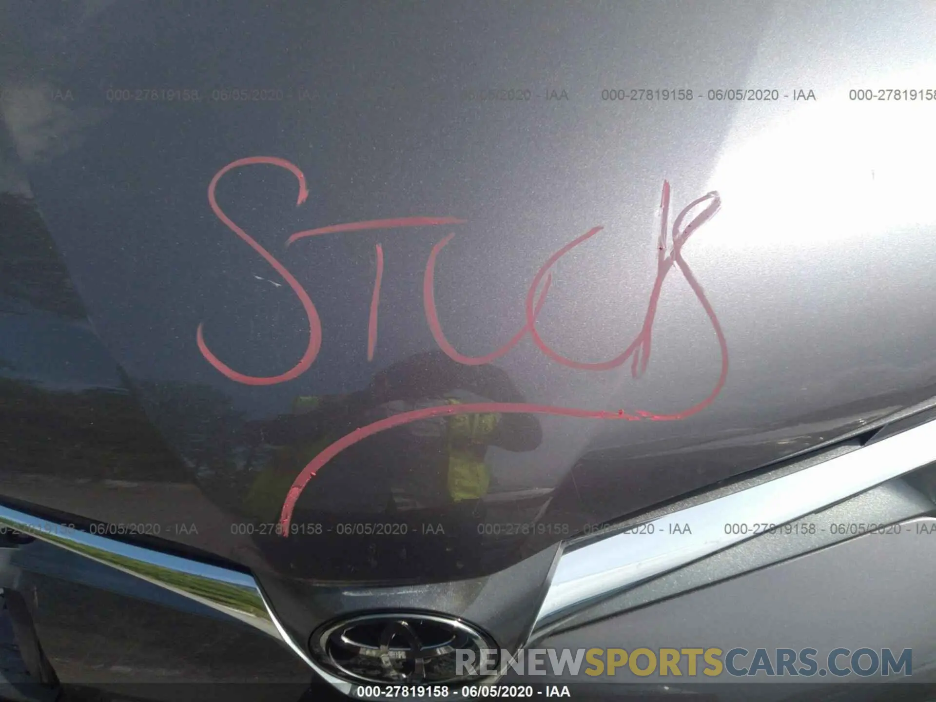 10 Photograph of a damaged car 5TDYZ3DC5LS064650 TOYOTA SIENNA 2020