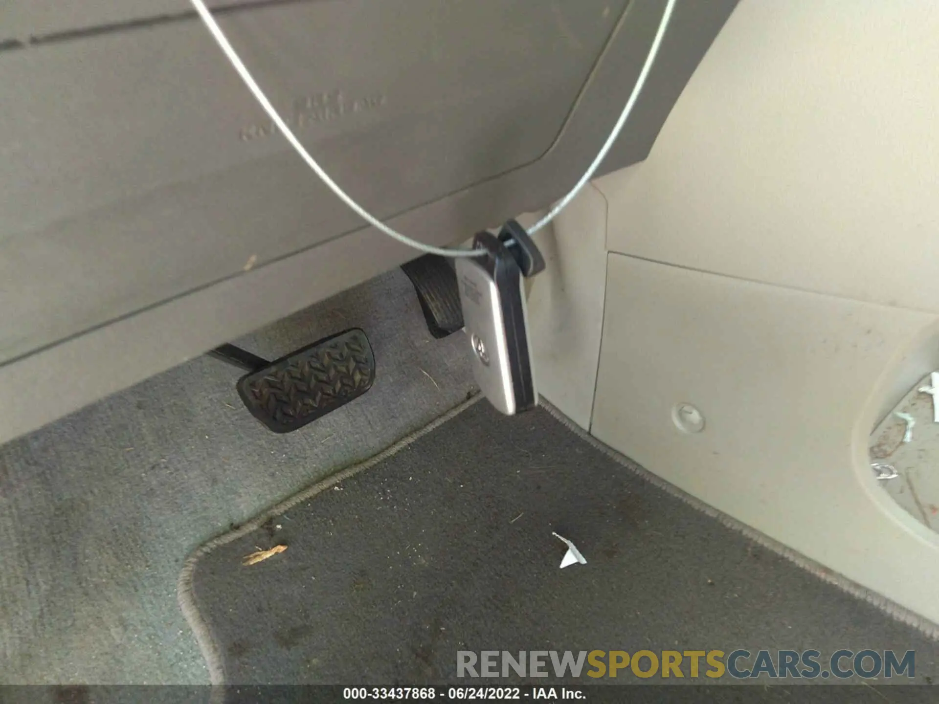 11 Photograph of a damaged car 5TDYZ3DC7LS036610 TOYOTA SIENNA 2020