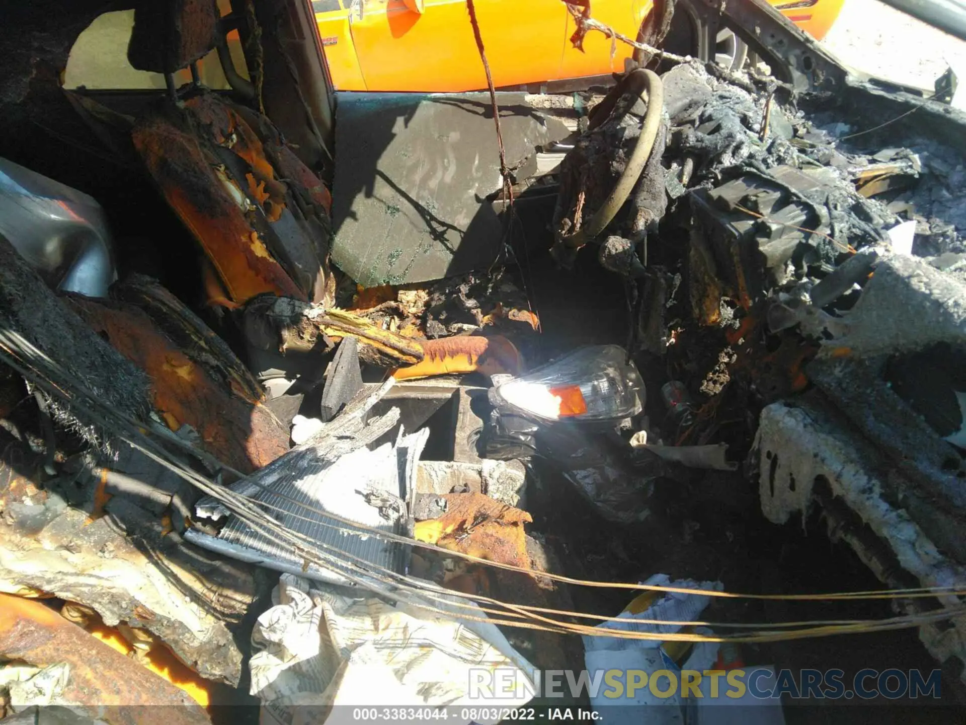 5 Photograph of a damaged car 5TDYZ3DC8LS054842 TOYOTA SIENNA 2020