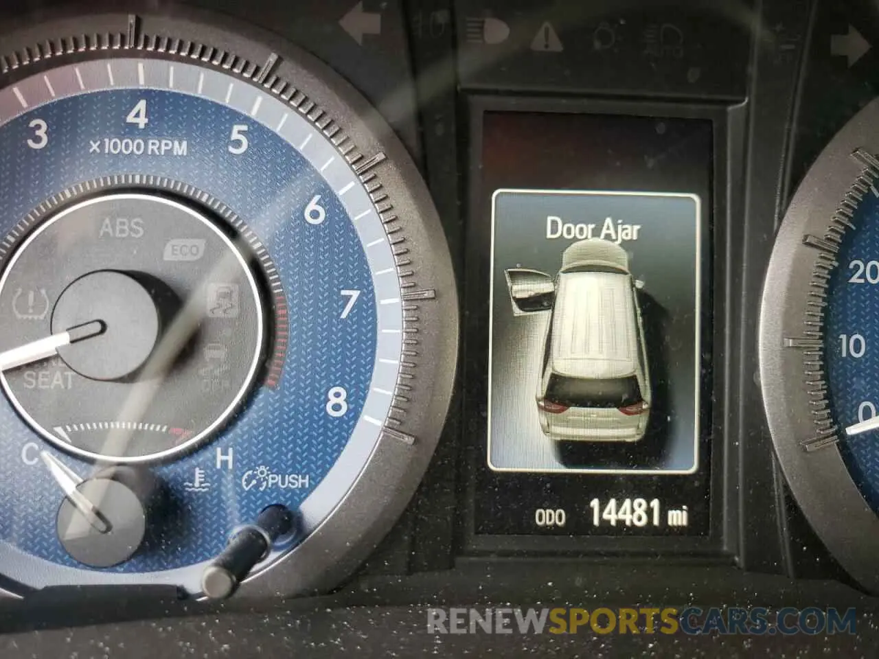 8 Фотография поврежденного автомобиля 5TDYZ3DC8LS073696 TOYOTA SIENNA 2020