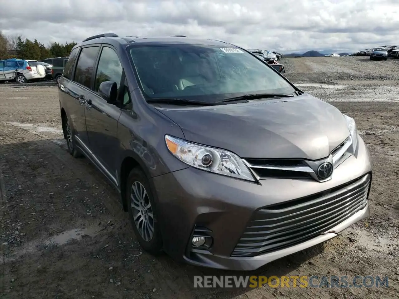 1 Photograph of a damaged car 5TDYZ3DC9LS033806 TOYOTA SIENNA 2020