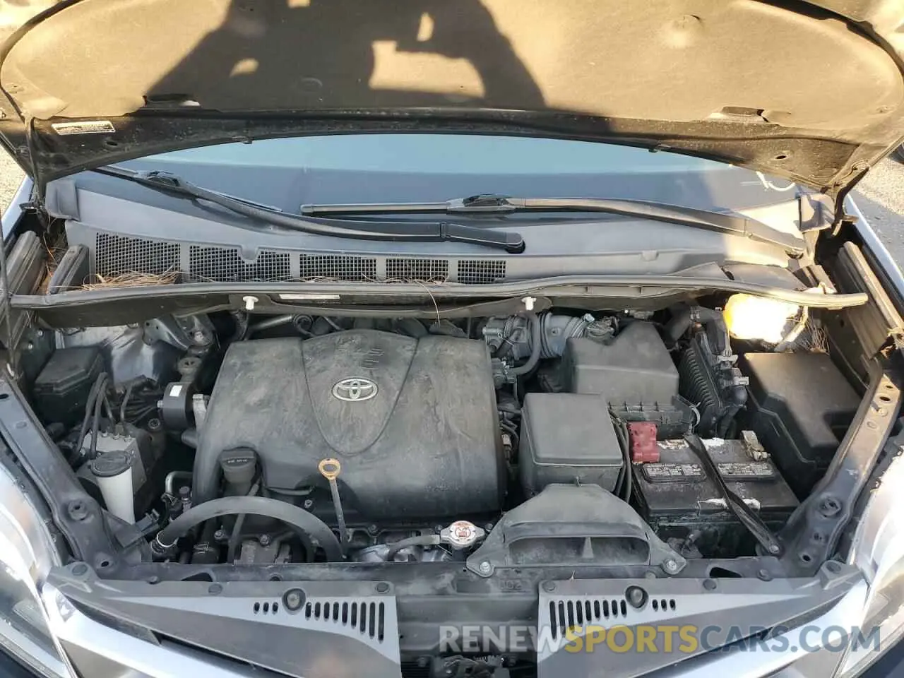 7 Photograph of a damaged car 5TDYZ3DCXLS025732 TOYOTA SIENNA 2020