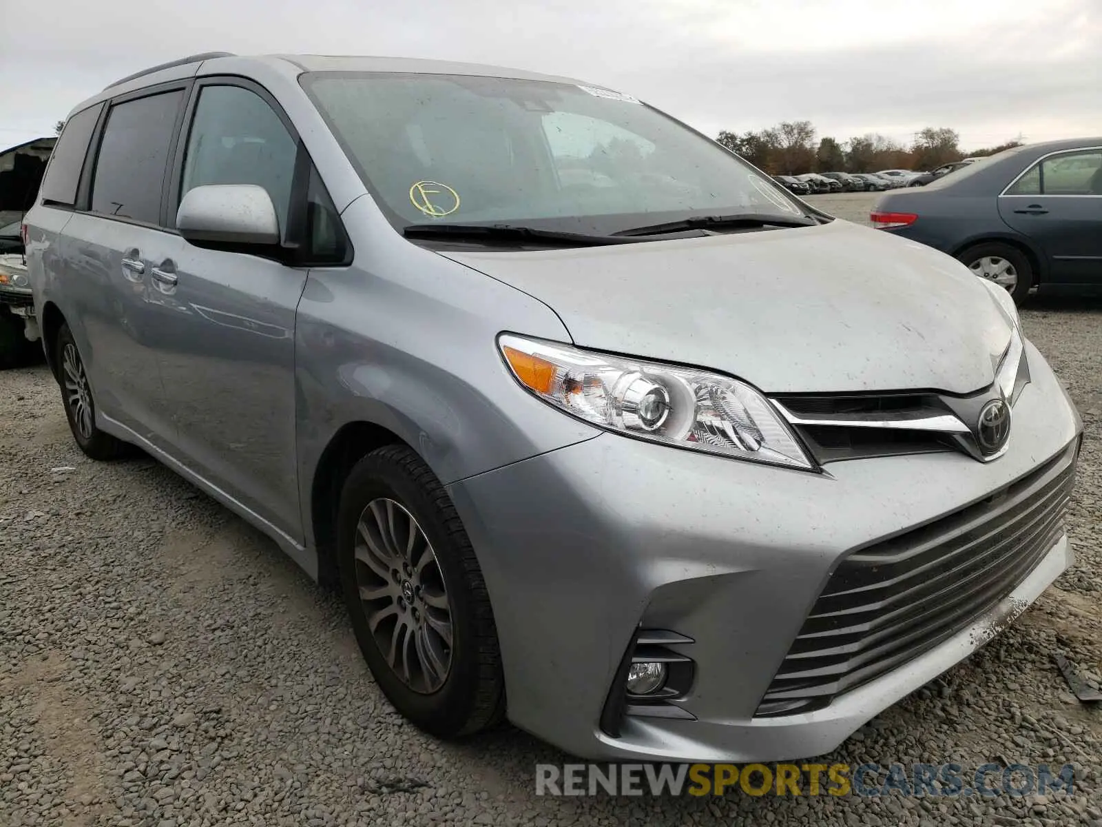 1 Photograph of a damaged car 5TDYZ3DCXLS040005 TOYOTA SIENNA 2020