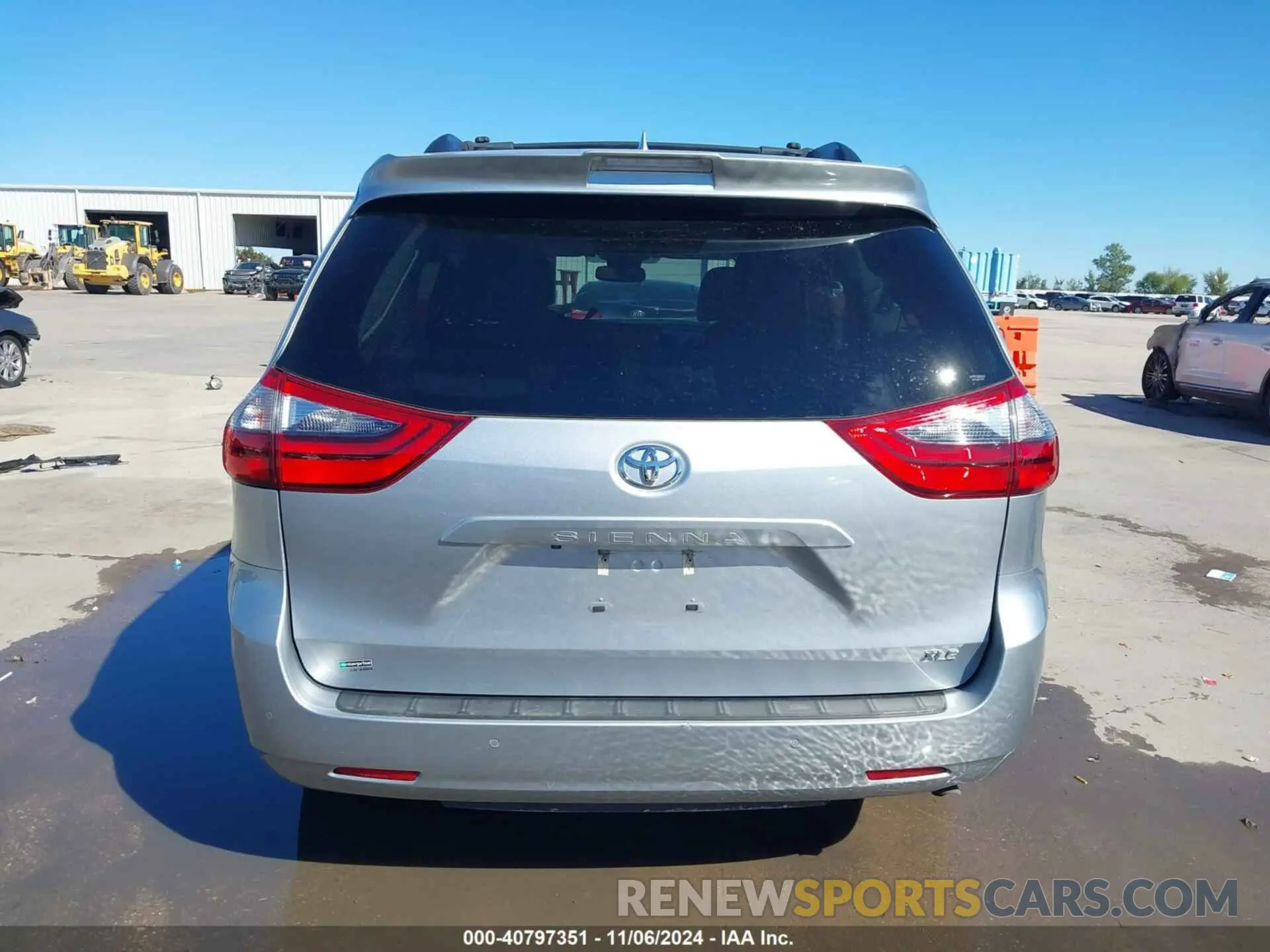 15 Фотография поврежденного автомобиля 5TDYZ3DCXLS075269 TOYOTA SIENNA 2020