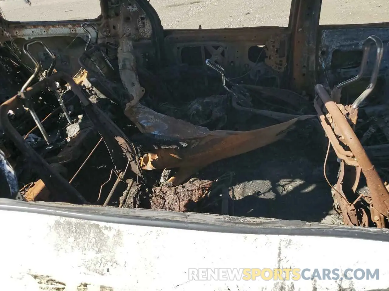 11 Photograph of a damaged car 5TDZZ3DC1LS034615 TOYOTA SIENNA 2020