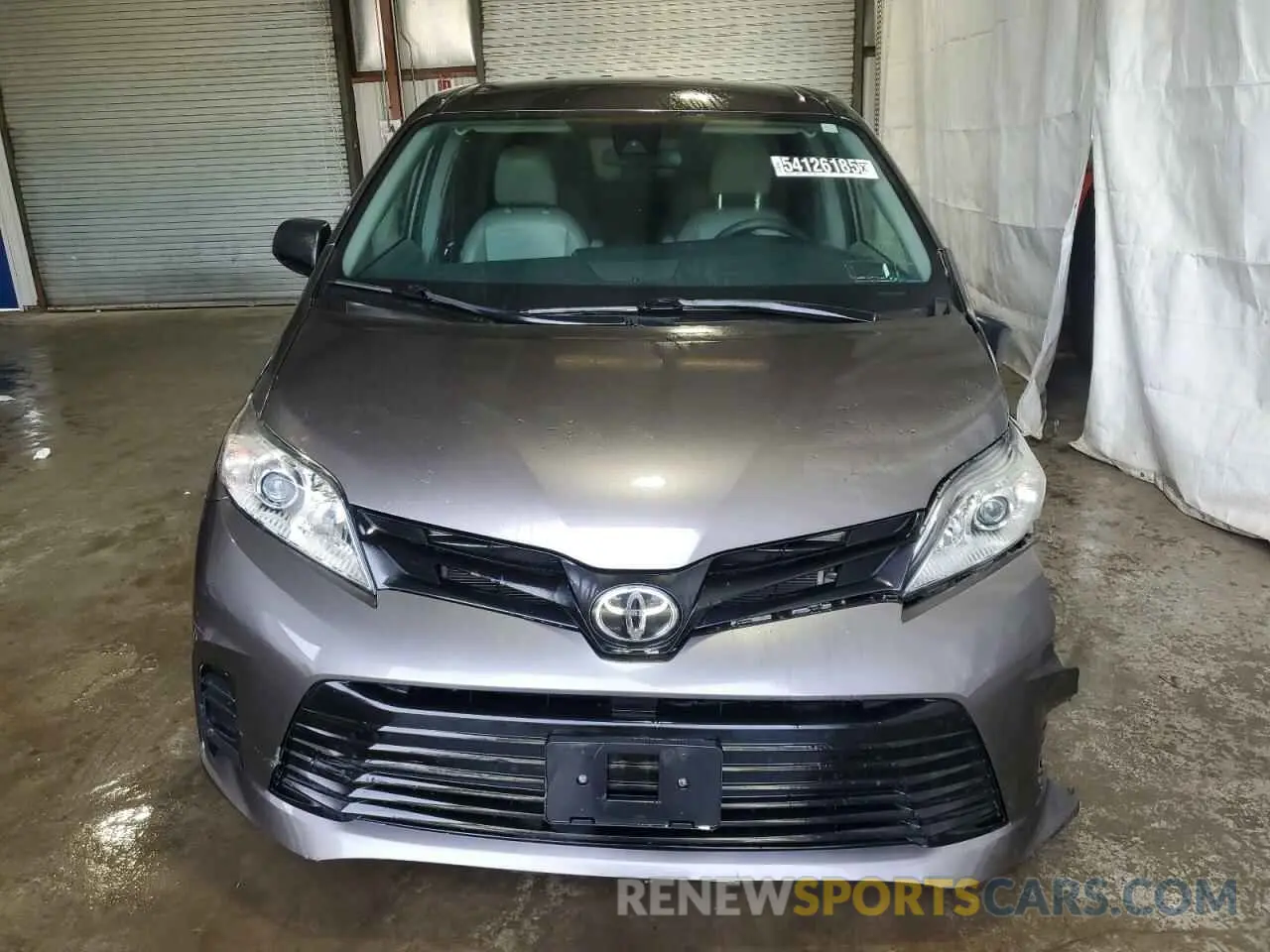 5 Photograph of a damaged car 5TDZZ3DC6LS082787 TOYOTA SIENNA 2020