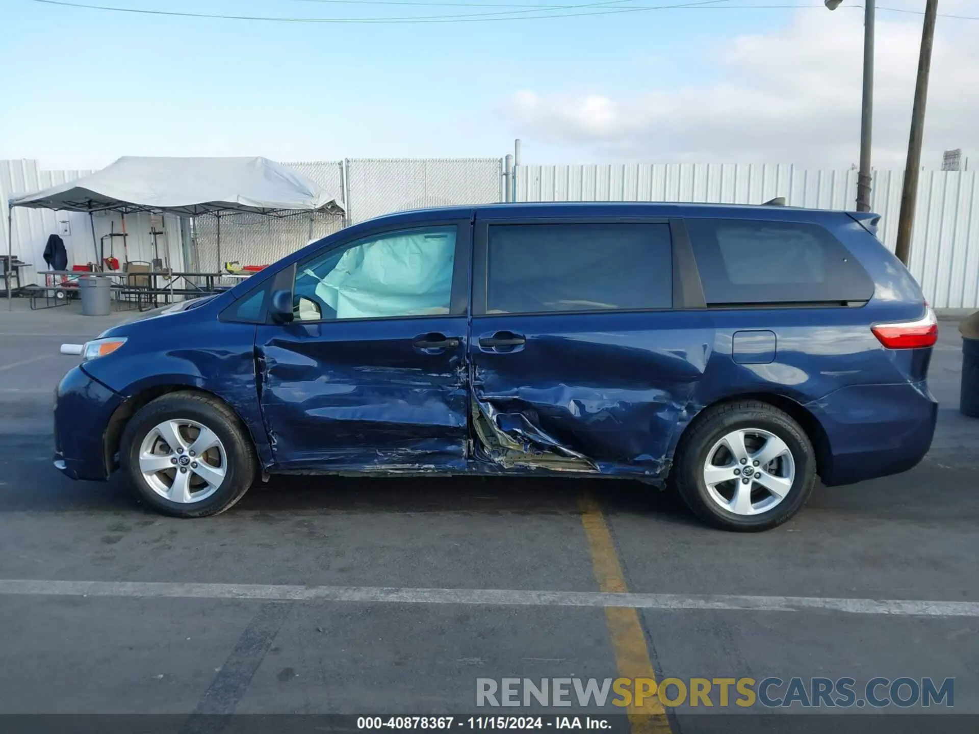 14 Фотография поврежденного автомобиля 5TDZZ3DC9LS047001 TOYOTA SIENNA 2020