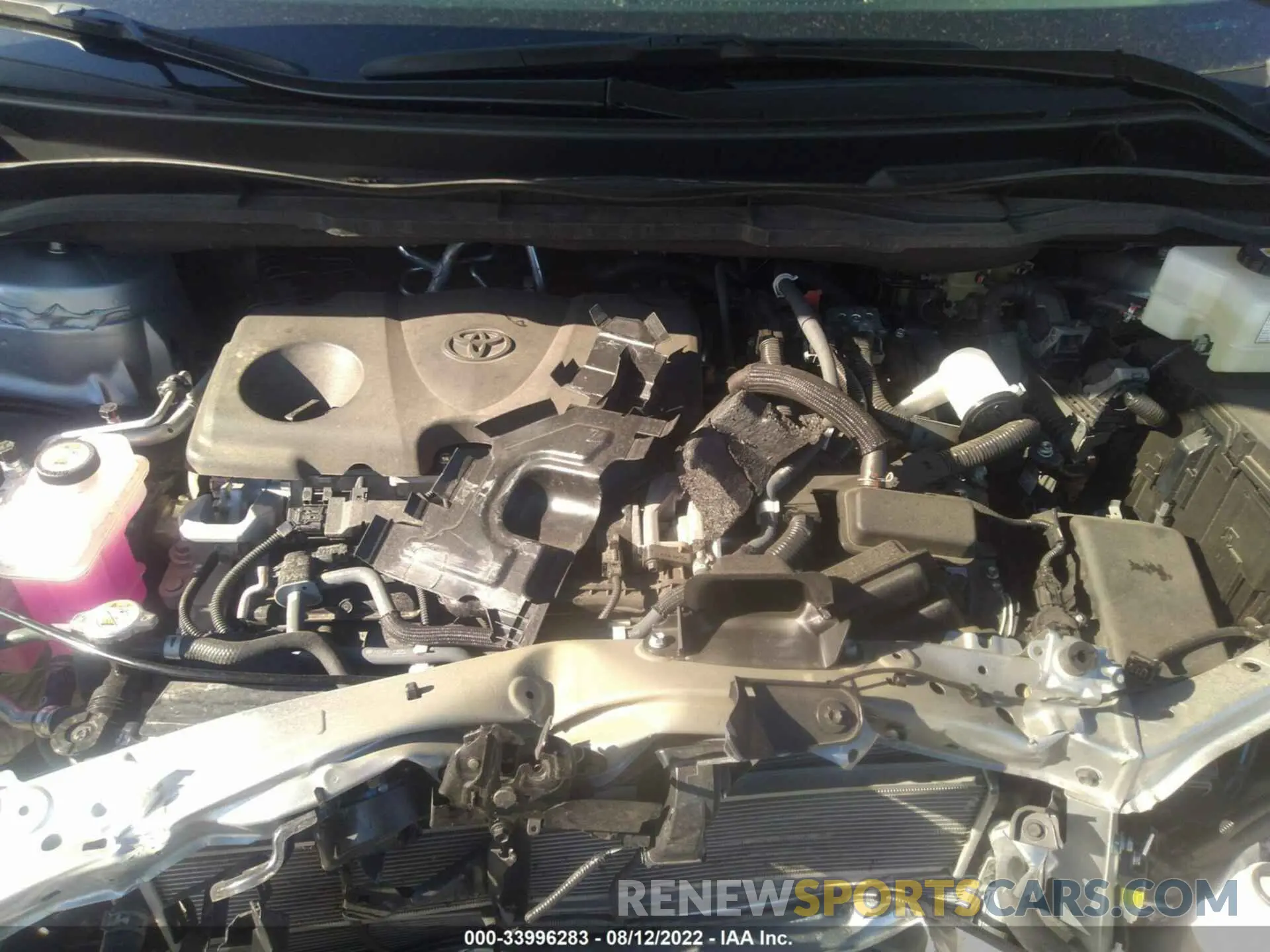 10 Photograph of a damaged car 5TDBRKEC5MS056760 TOYOTA SIENNA 2021