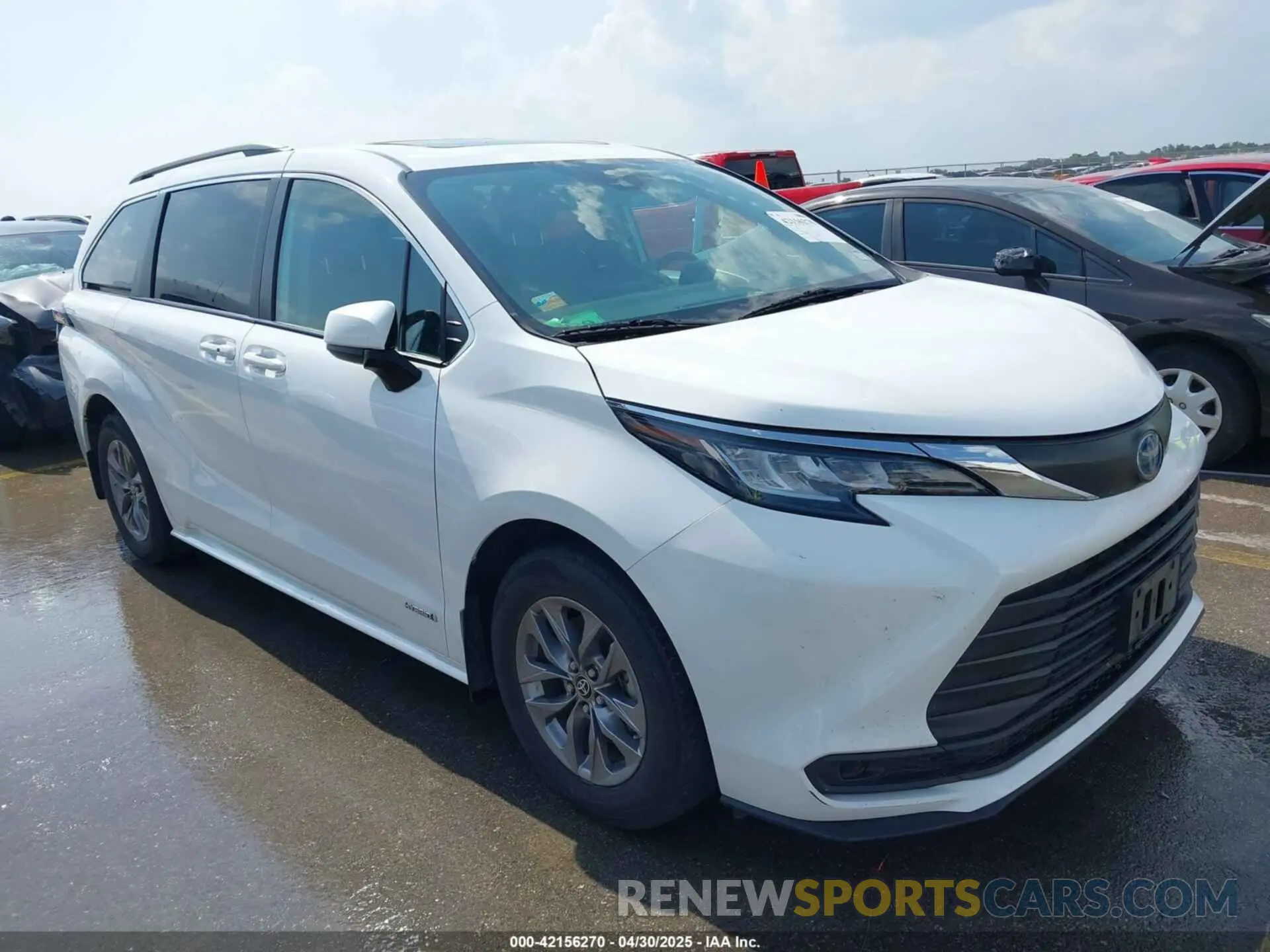 1 Photograph of a damaged car 5TDBRKEC8MS035577 TOYOTA SIENNA 2021
