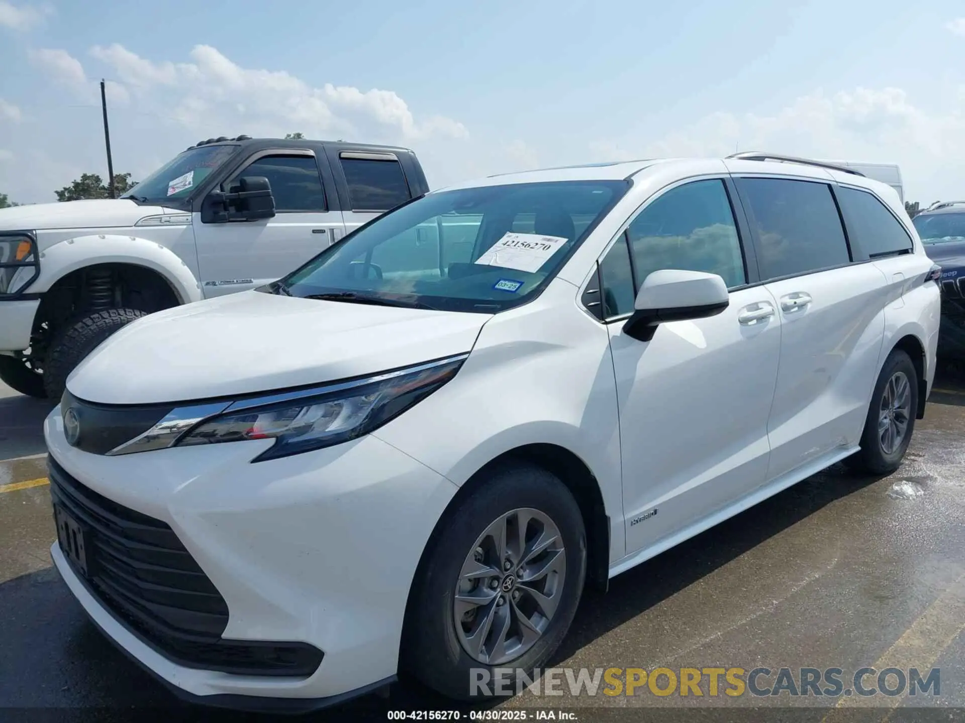 2 Photograph of a damaged car 5TDBRKEC8MS035577 TOYOTA SIENNA 2021