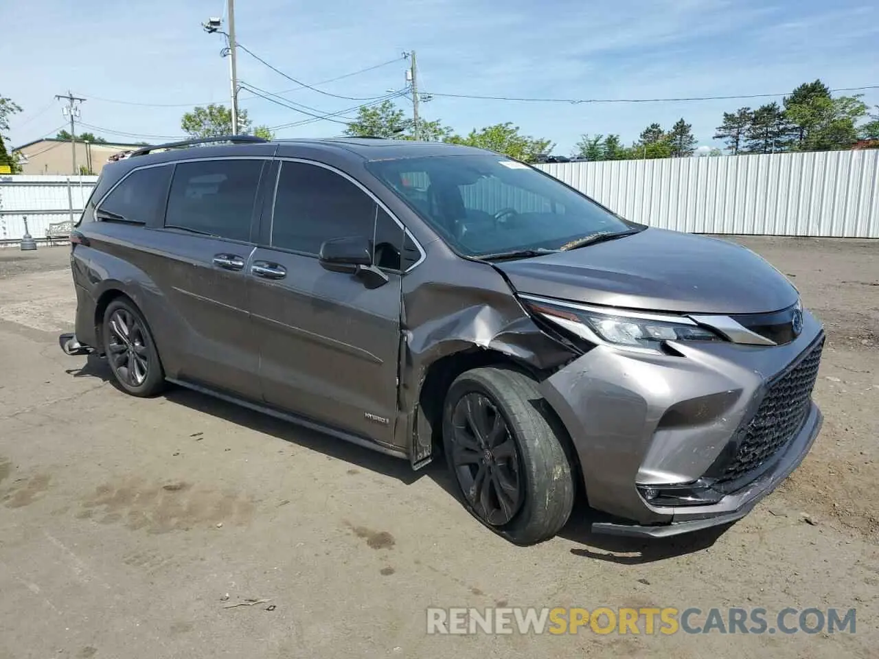 4 Photograph of a damaged car 5TDDRKEC0MS023190 TOYOTA SIENNA 2021