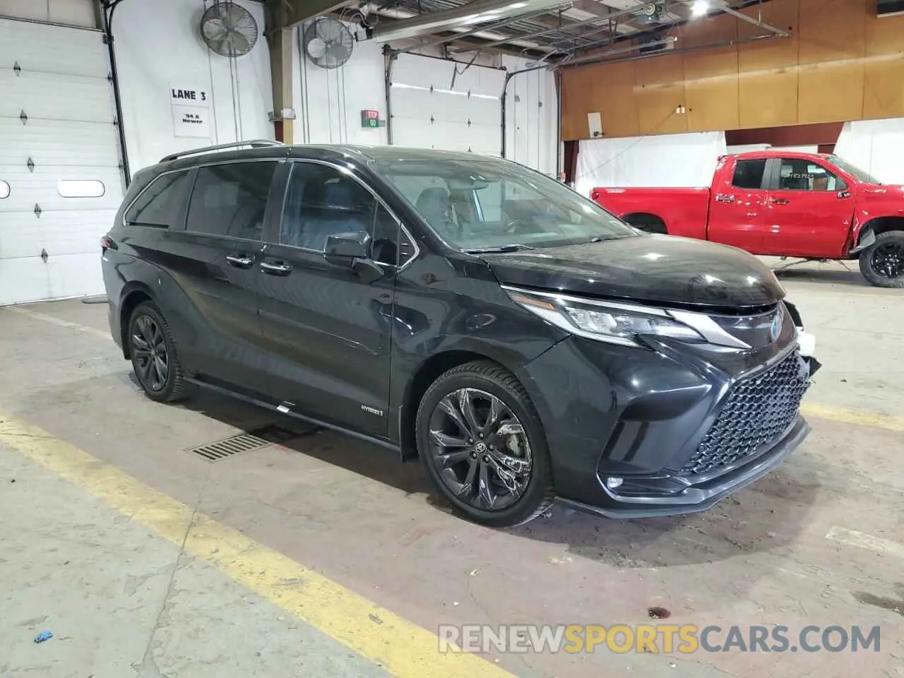 4 Фотография поврежденного автомобиля 5TDDRKEC5MS029633 TOYOTA SIENNA 2021
