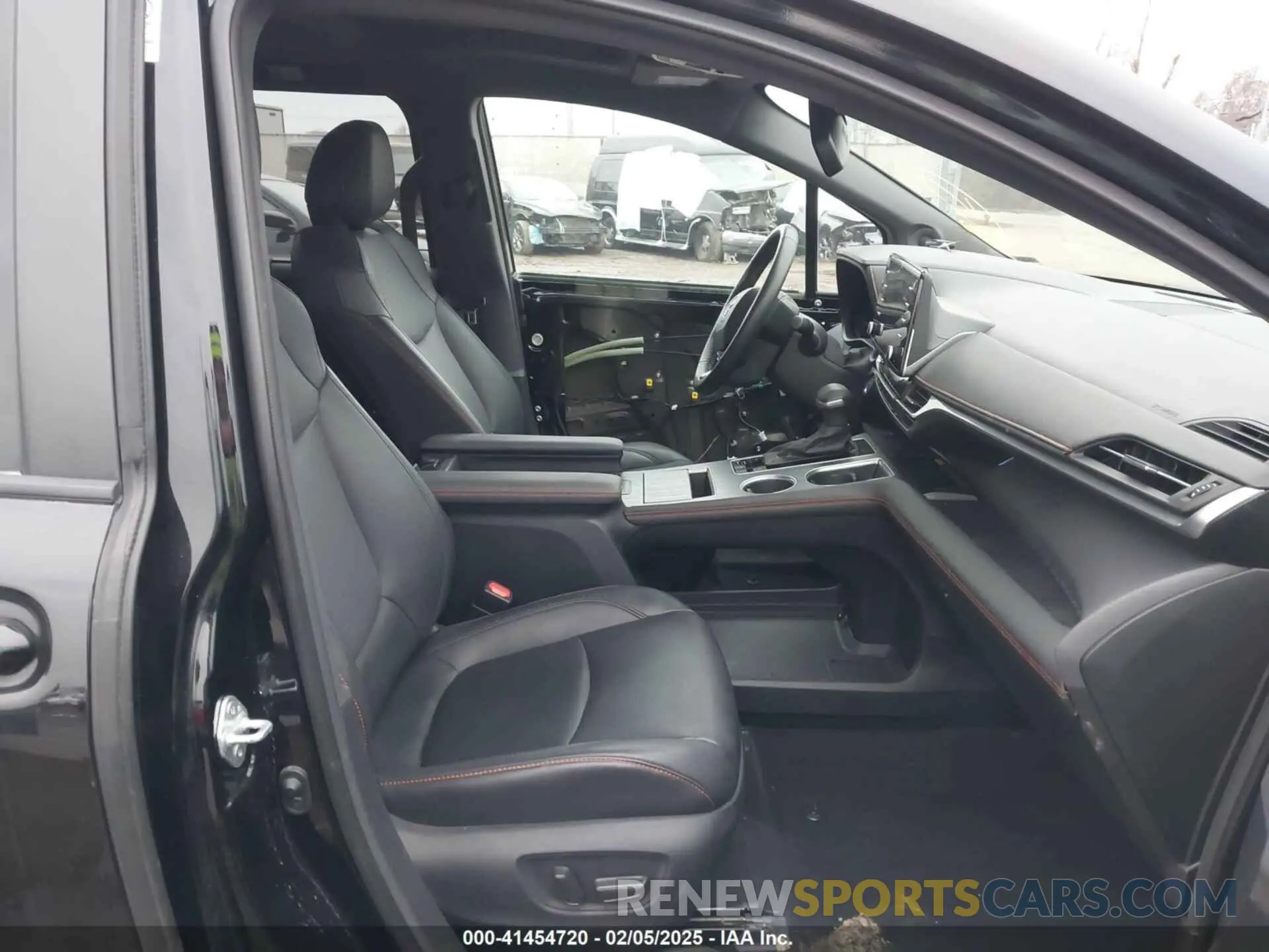 5 Фотография поврежденного автомобиля 5TDDRKEC7MS036230 TOYOTA SIENNA 2021