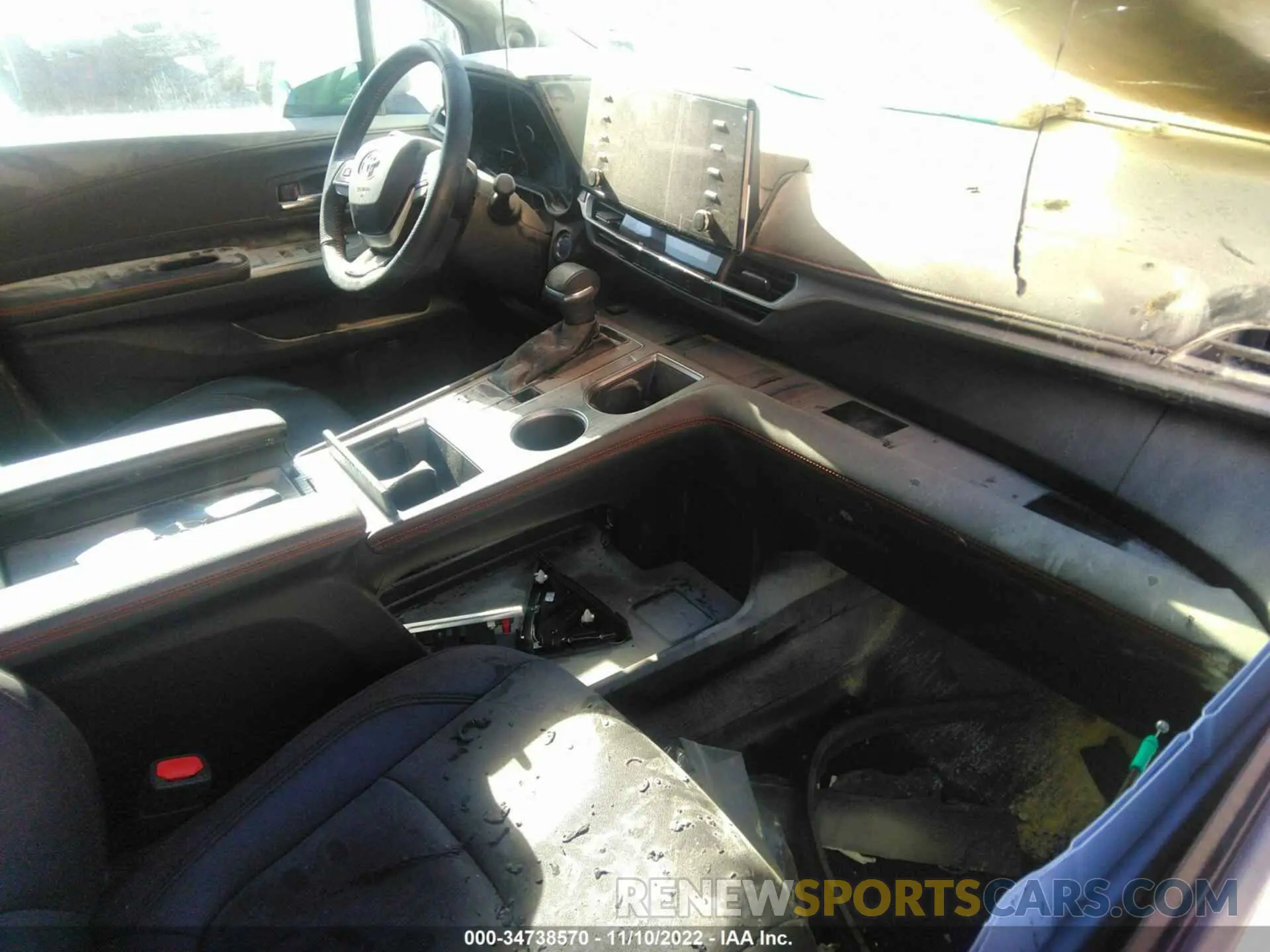 5 Photograph of a damaged car 5TDDSKFC2MS006183 TOYOTA SIENNA 2021