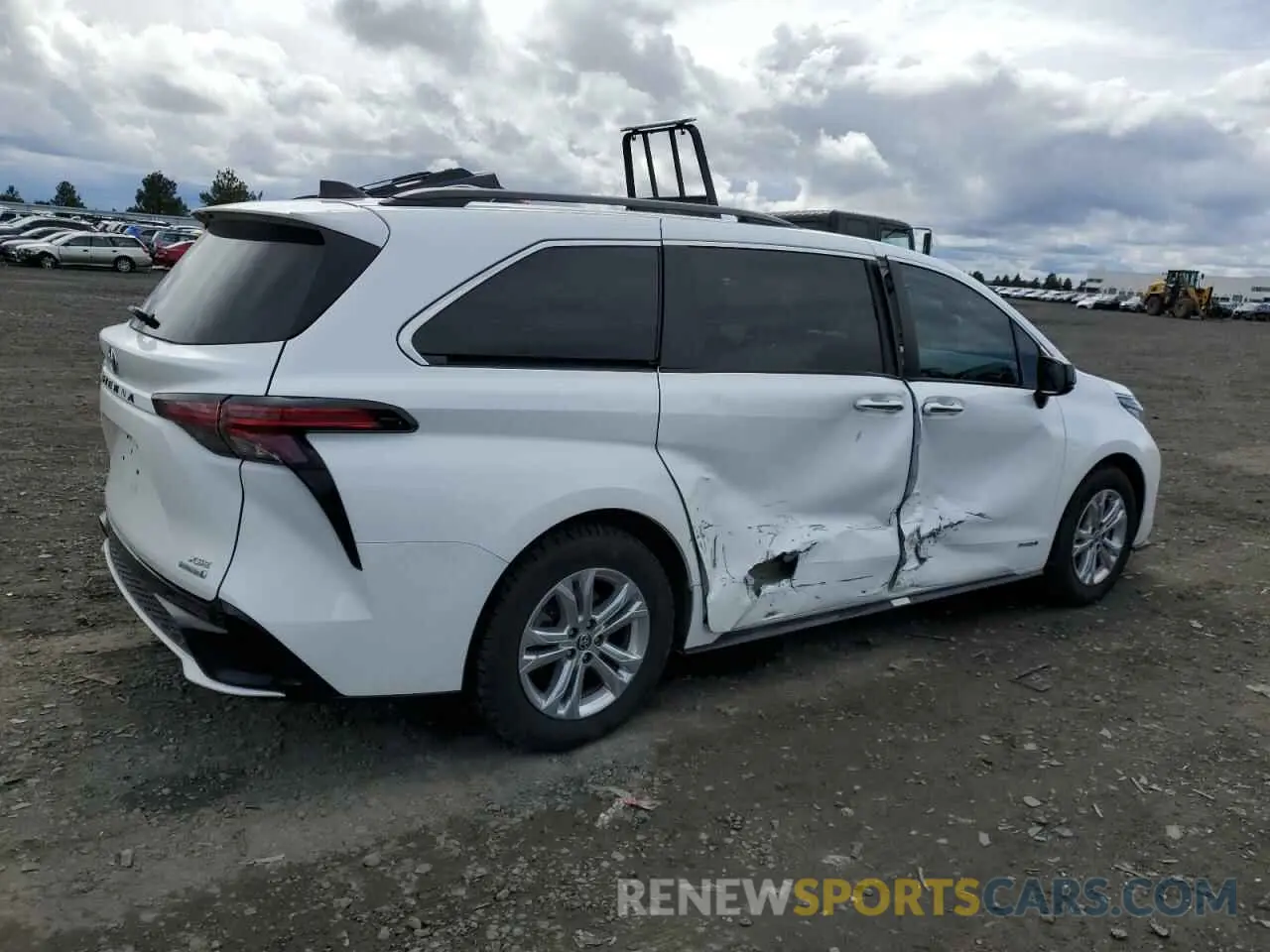 3 Photograph of a damaged car 5TDDSKFC7MS037087 TOYOTA SIENNA 2021
