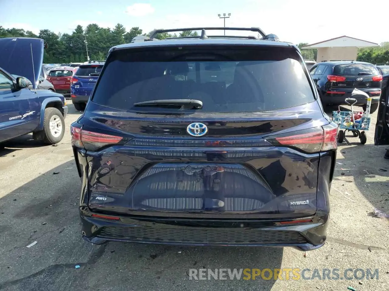 6 Photograph of a damaged car 5TDDSKFC8MS014398 TOYOTA SIENNA 2021