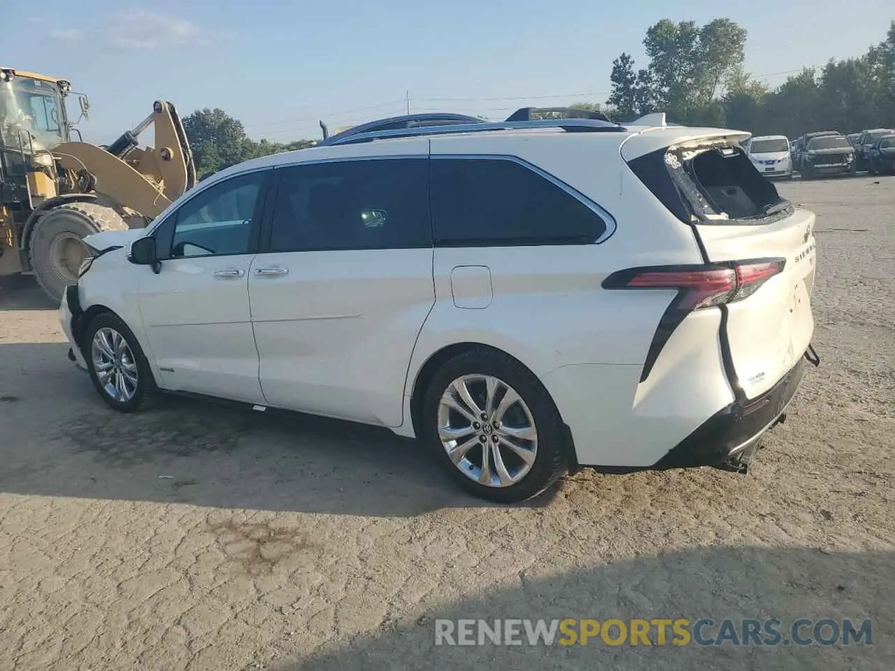 2 Photograph of a damaged car 5TDERKEC4MS012021 TOYOTA SIENNA 2021
