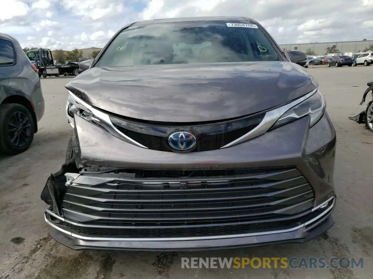 5 Photograph of a damaged car 5TDERKEC8MS068835 TOYOTA SIENNA 2021