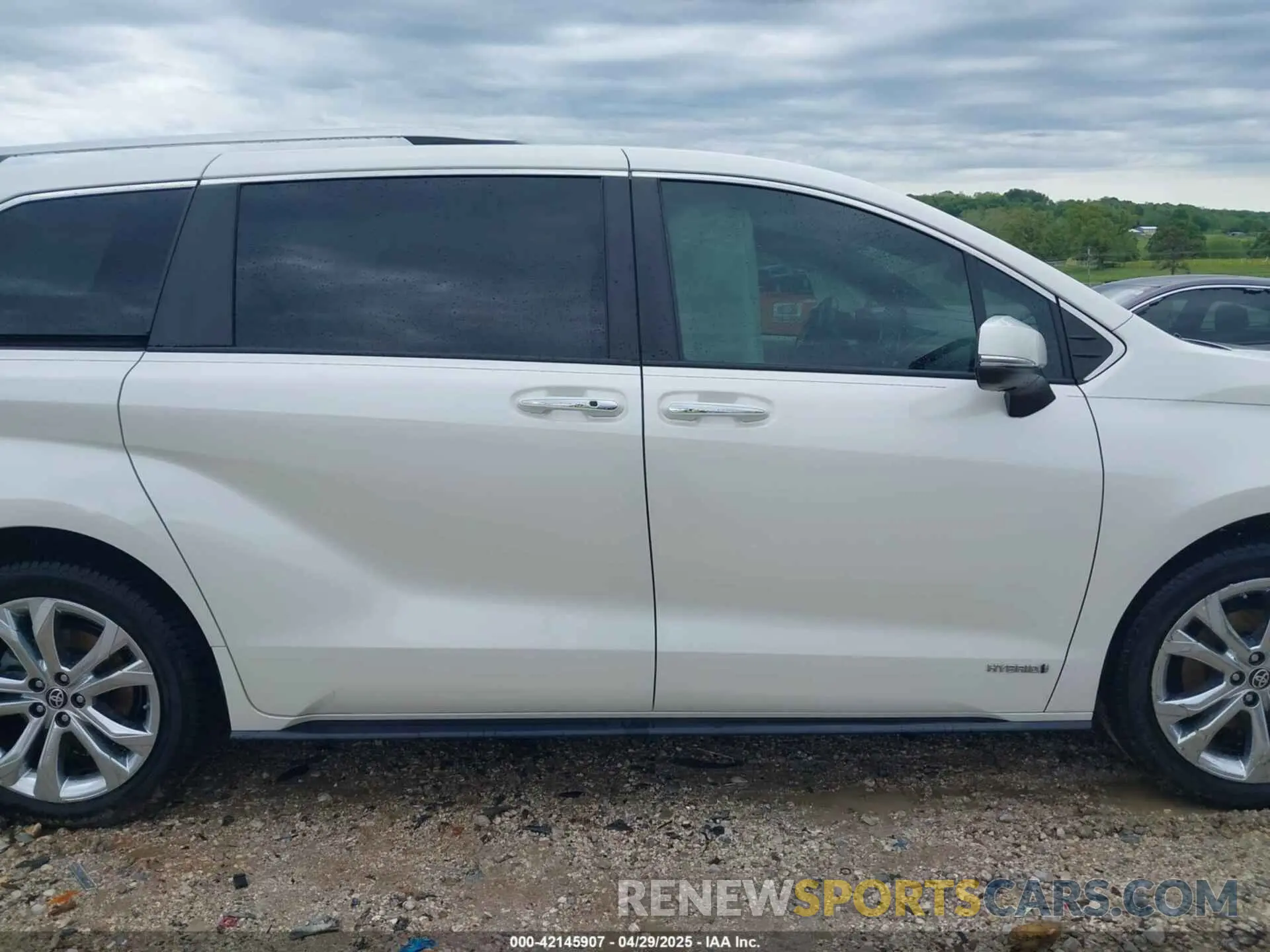 13 Фотография поврежденного автомобиля 5TDERKEC9MS022771 TOYOTA SIENNA 2021