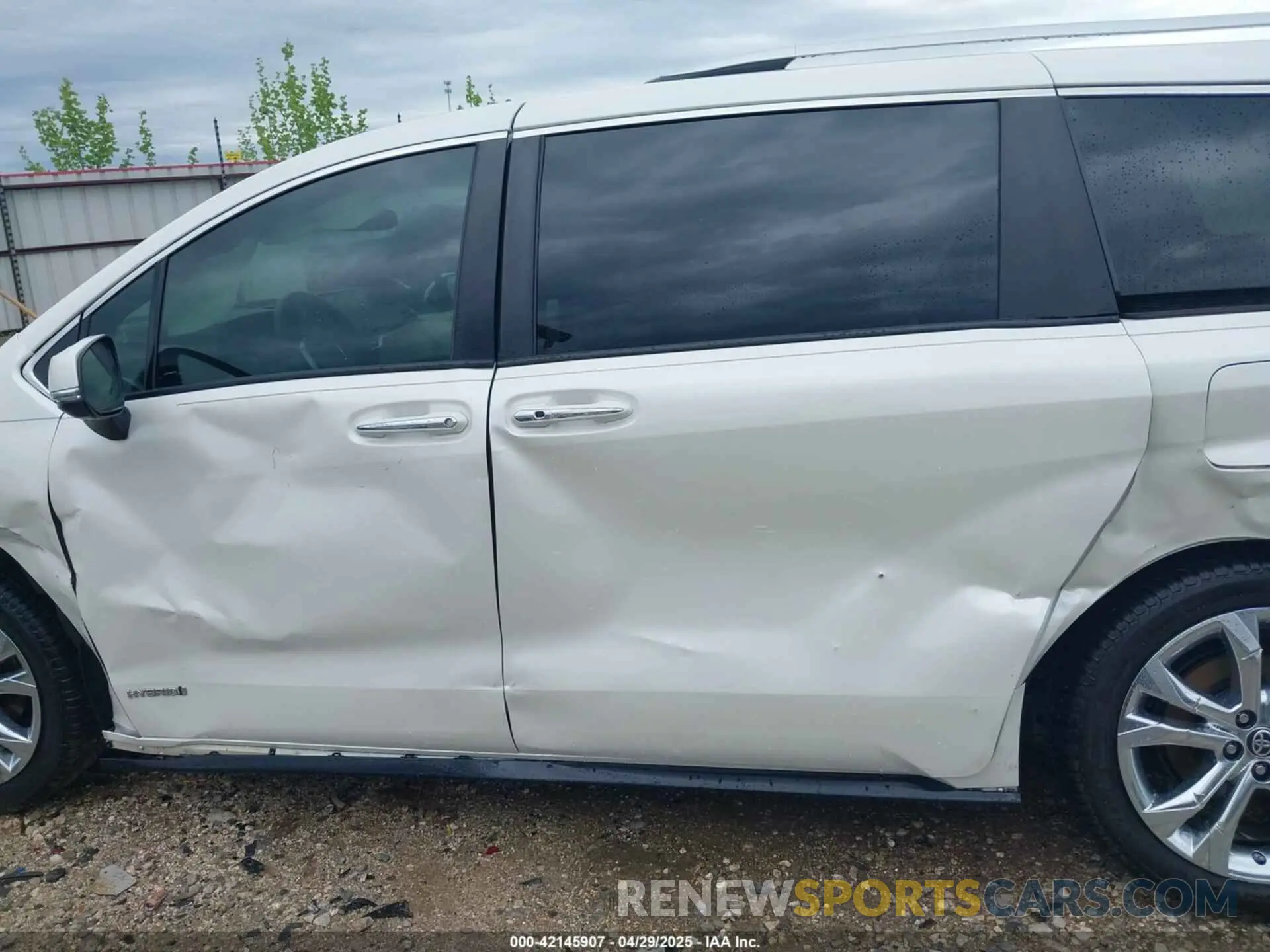 14 Фотография поврежденного автомобиля 5TDERKEC9MS022771 TOYOTA SIENNA 2021