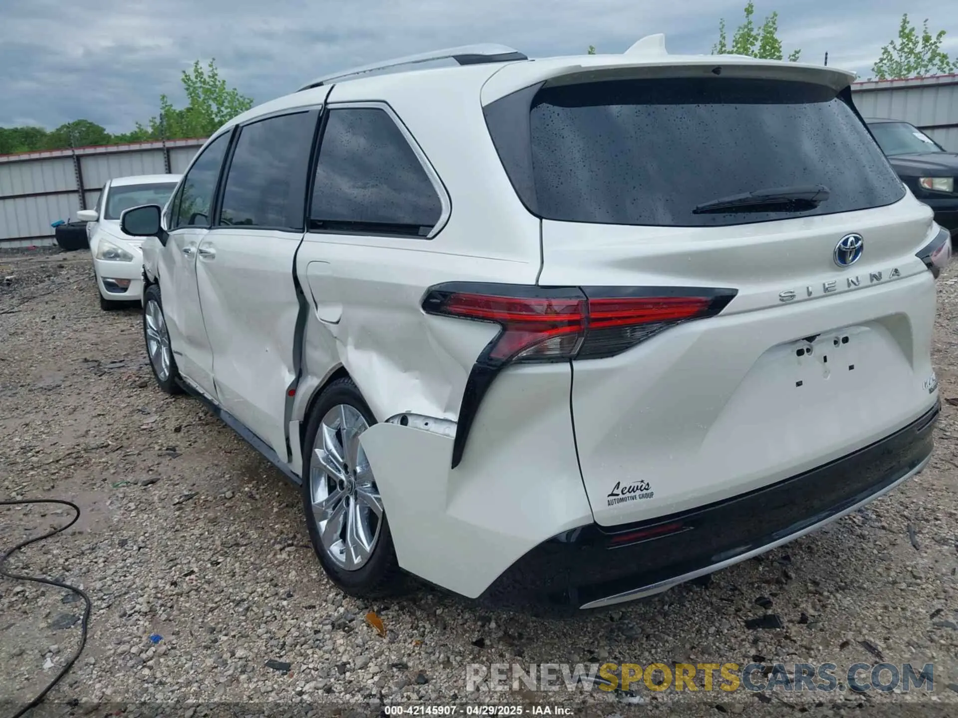 3 Фотография поврежденного автомобиля 5TDERKEC9MS022771 TOYOTA SIENNA 2021