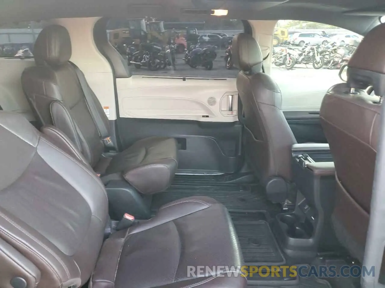 11 Фотография поврежденного автомобиля 5TDESKFC5MS033379 TOYOTA SIENNA 2021
