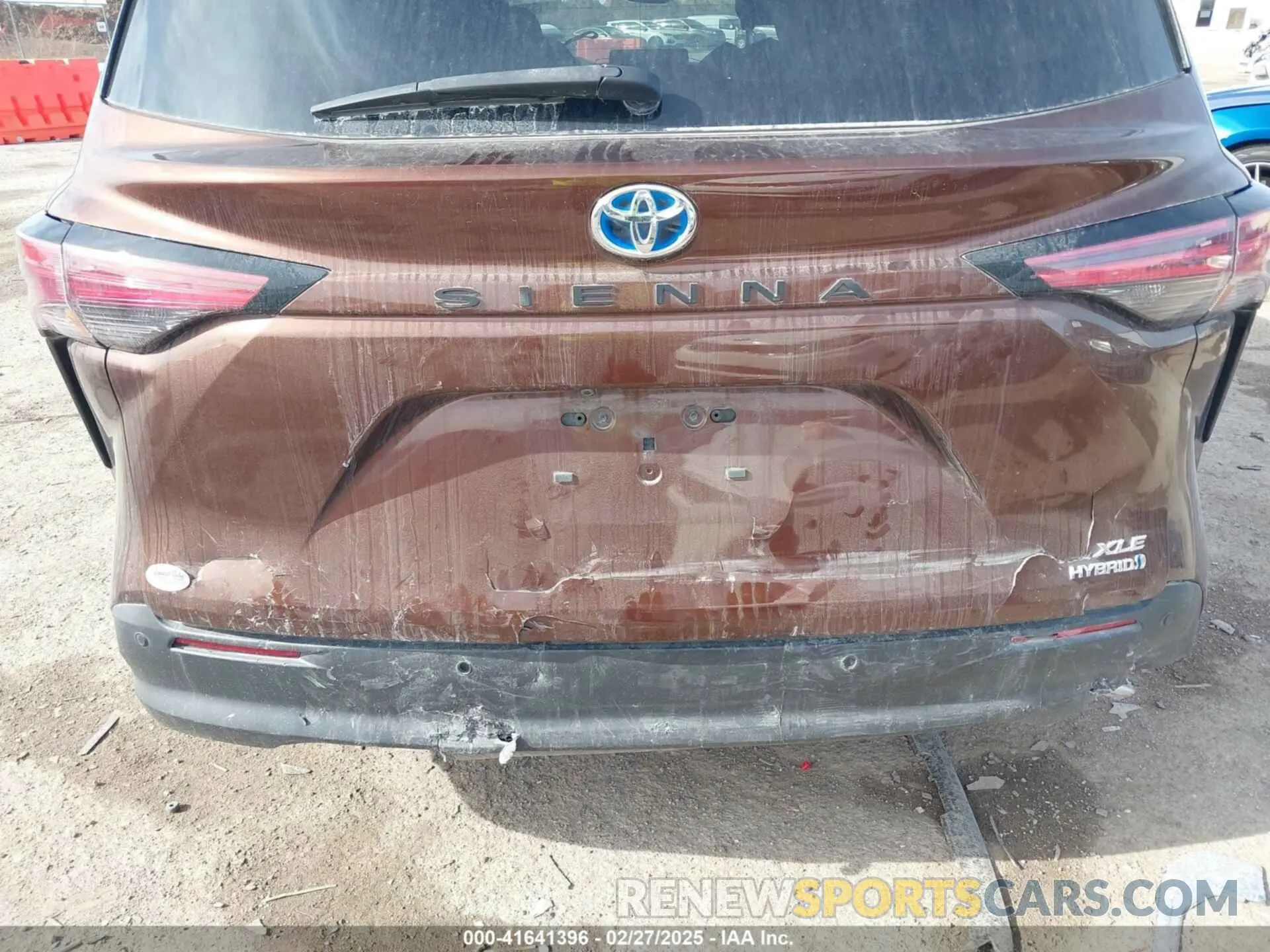 6 Photograph of a damaged car 5TDJRKEC2MS005454 TOYOTA SIENNA 2021