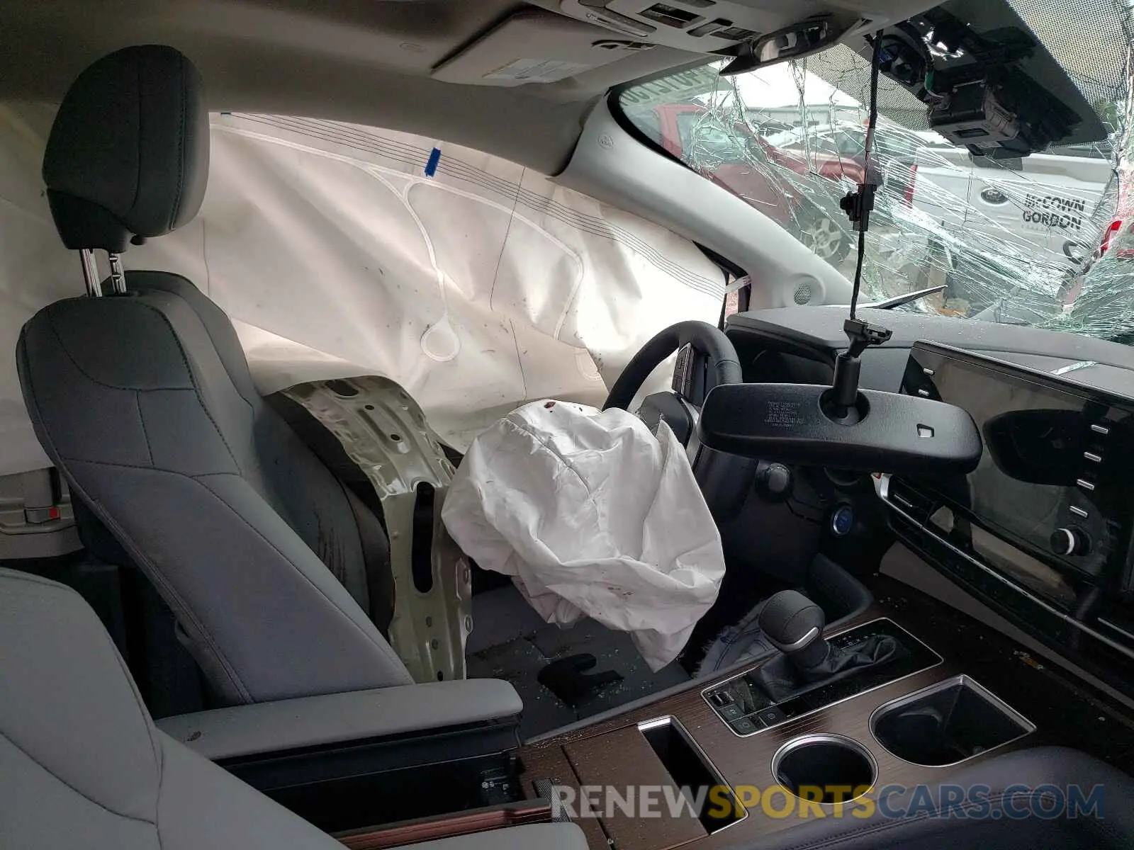 9 Photograph of a damaged car 5TDJRKEC2MS031259 TOYOTA SIENNA 2021