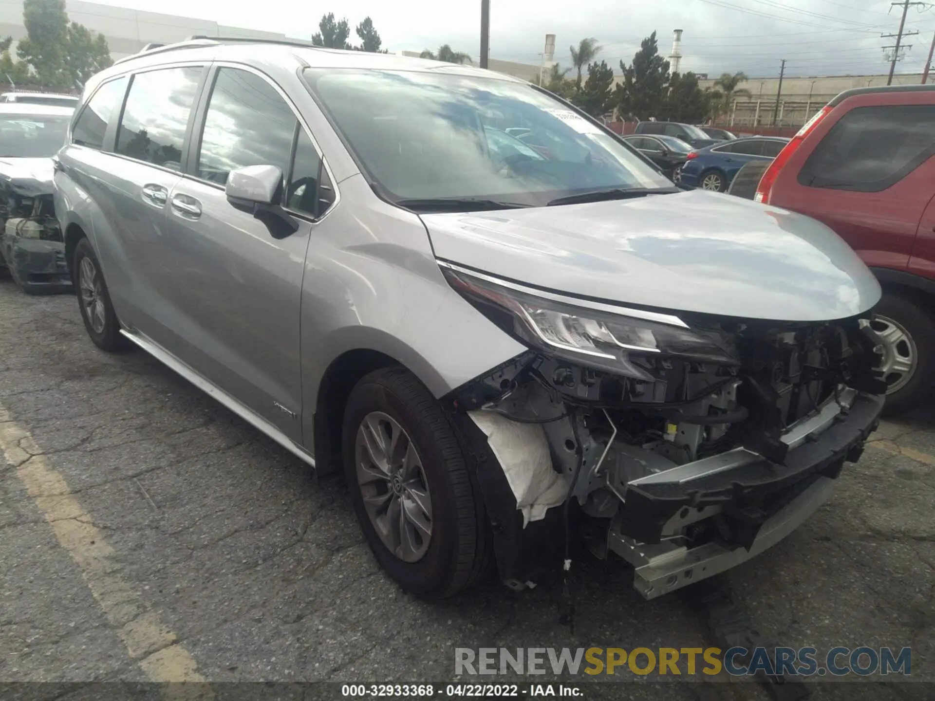 1 Фотография поврежденного автомобиля 5TDJRKEC4MS062660 TOYOTA SIENNA 2021