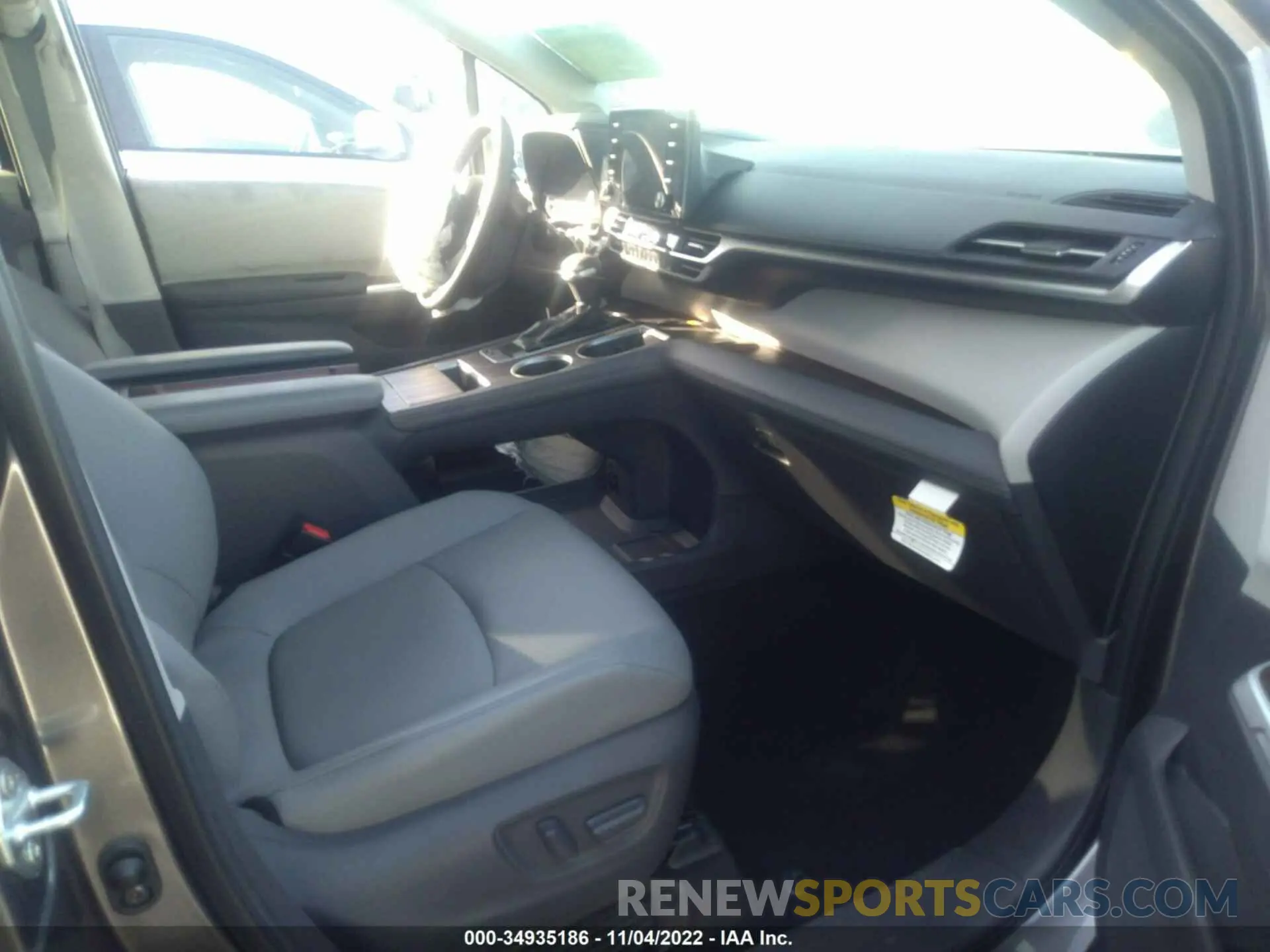 5 Фотография поврежденного автомобиля 5TDJRKEC5MS054860 TOYOTA SIENNA 2021