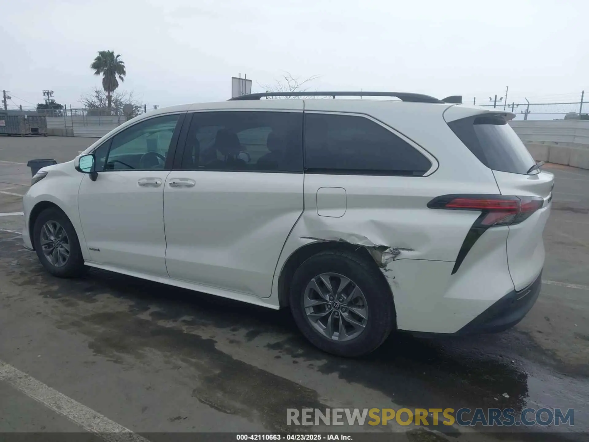 6 Фотография поврежденного автомобиля 5TDJRKEC8MS010030 TOYOTA SIENNA 2021