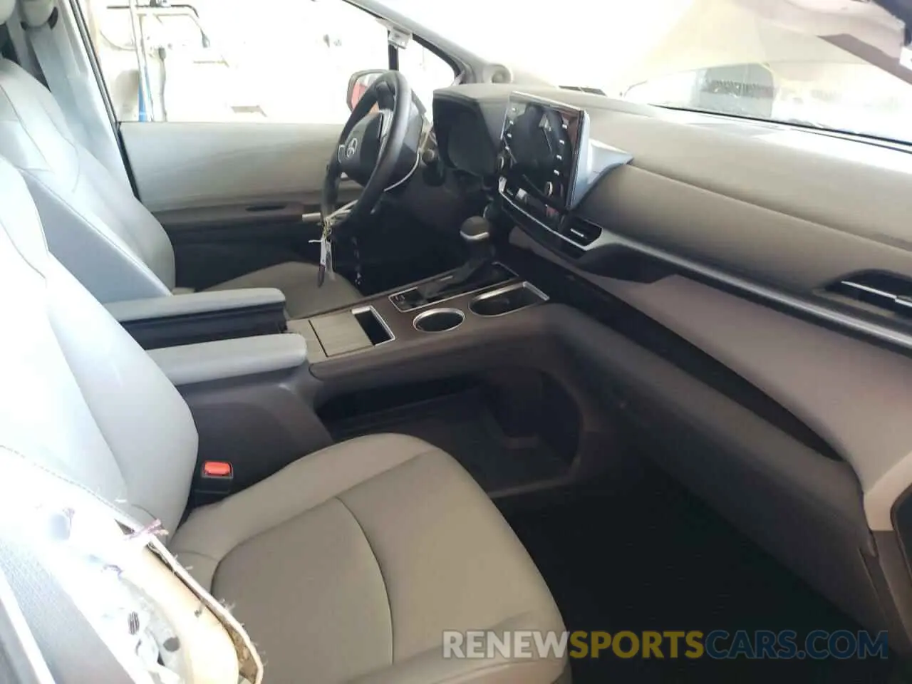 5 Photograph of a damaged car 5TDJSKFC0MS020120 TOYOTA SIENNA 2021