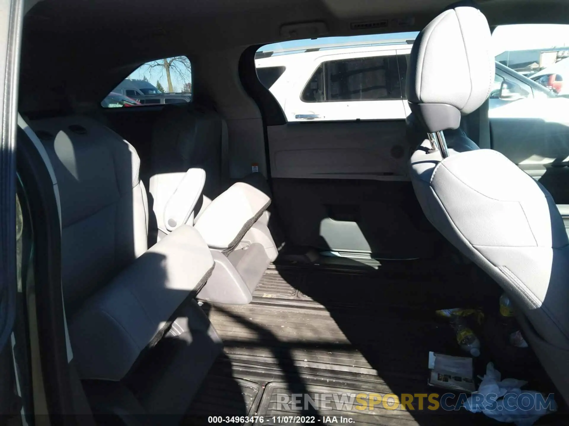 8 Photograph of a damaged car 5TDJSKFC5MS017004 TOYOTA SIENNA 2021
