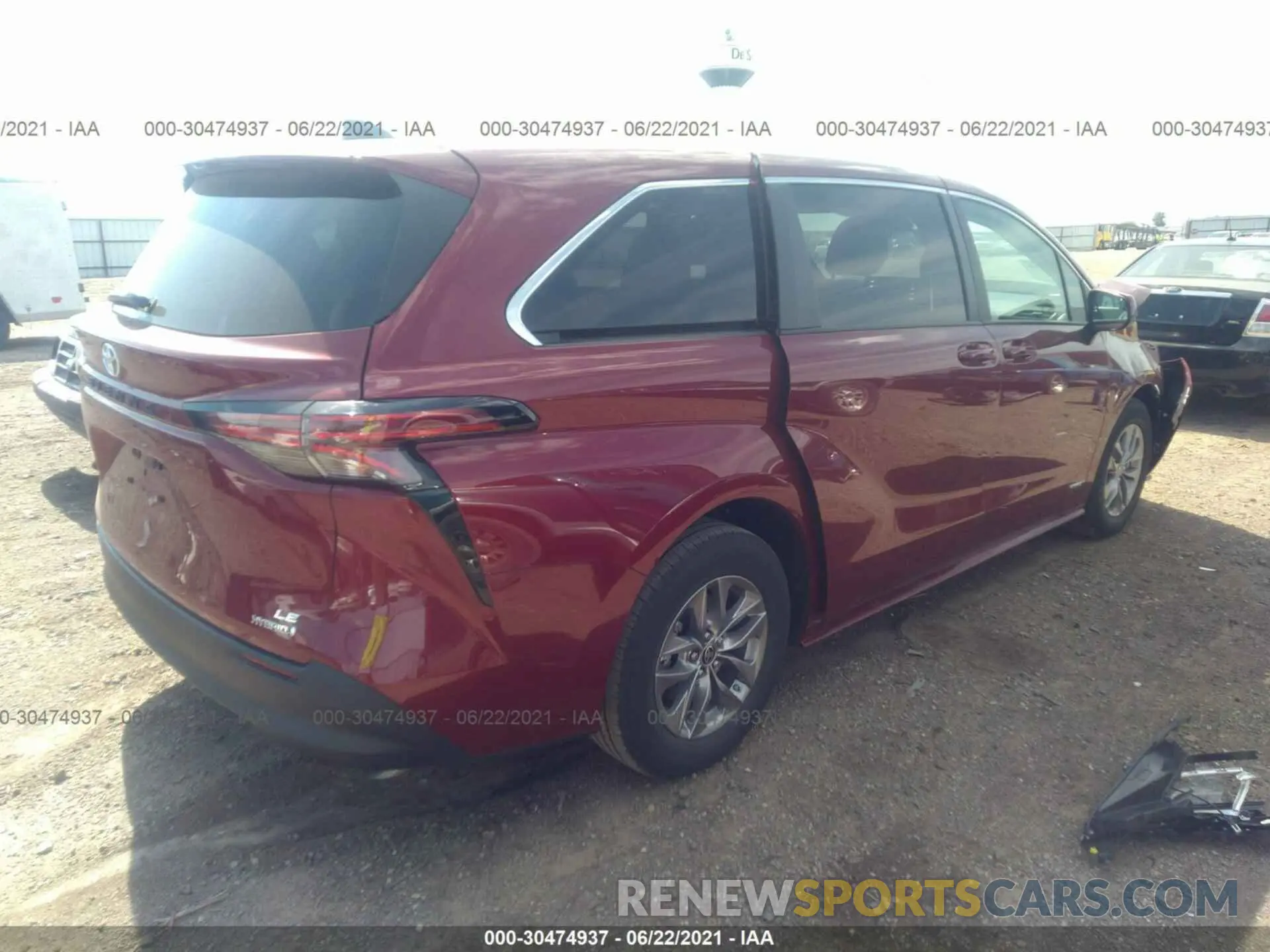 4 Фотография поврежденного автомобиля 5TDKRKEC0MS027781 TOYOTA SIENNA 2021