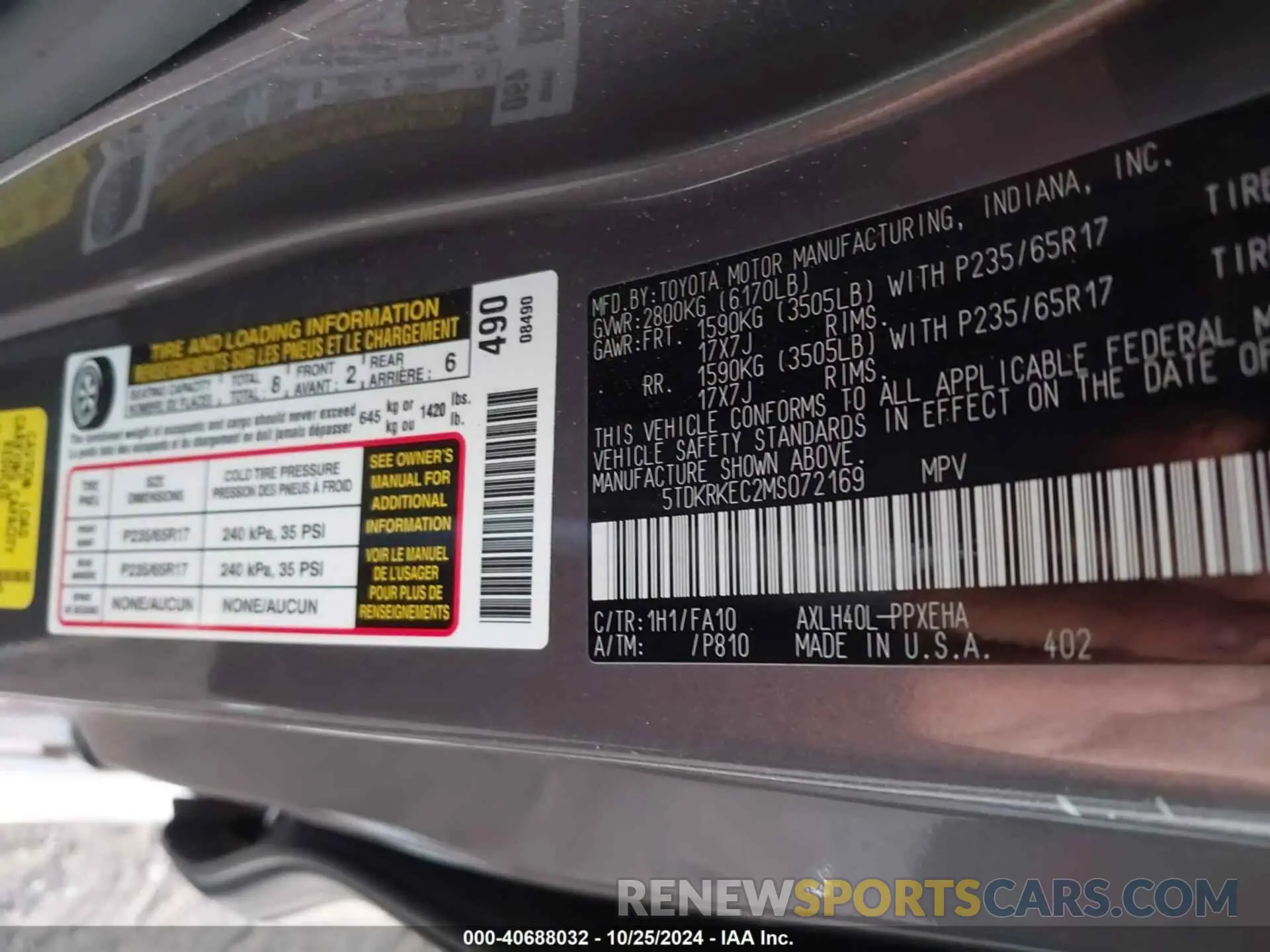 9 Photograph of a damaged car 5TDKRKEC2MS072169 TOYOTA SIENNA 2021