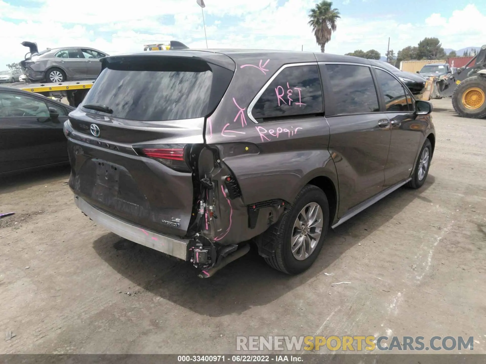 4 Фотография поврежденного автомобиля 5TDKRKEC4MS035513 TOYOTA SIENNA 2021
