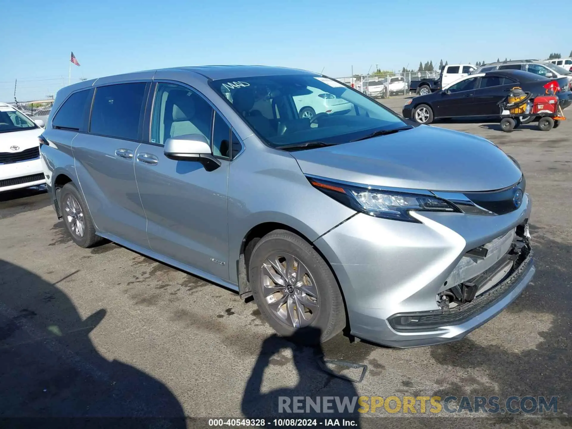 1 Фотография поврежденного автомобиля 5TDKRKEC4MS074294 TOYOTA SIENNA 2021