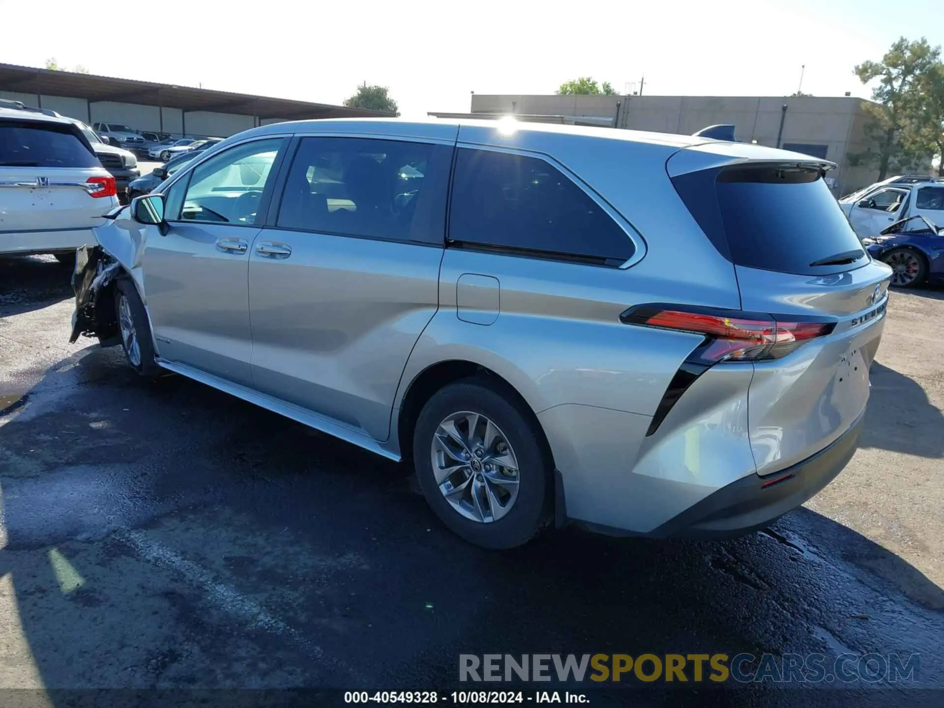 3 Фотография поврежденного автомобиля 5TDKRKEC4MS074294 TOYOTA SIENNA 2021
