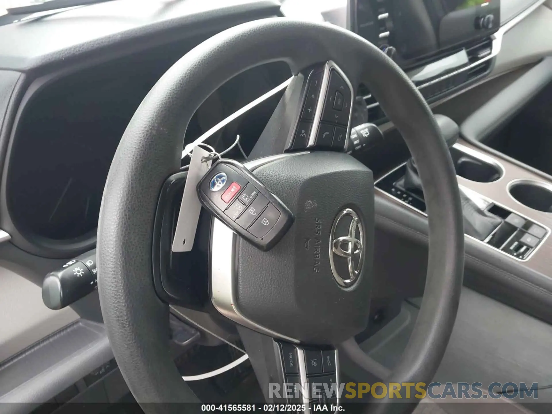 11 Фотография поврежденного автомобиля 5TDKRKEC5MS025881 TOYOTA SIENNA 2021