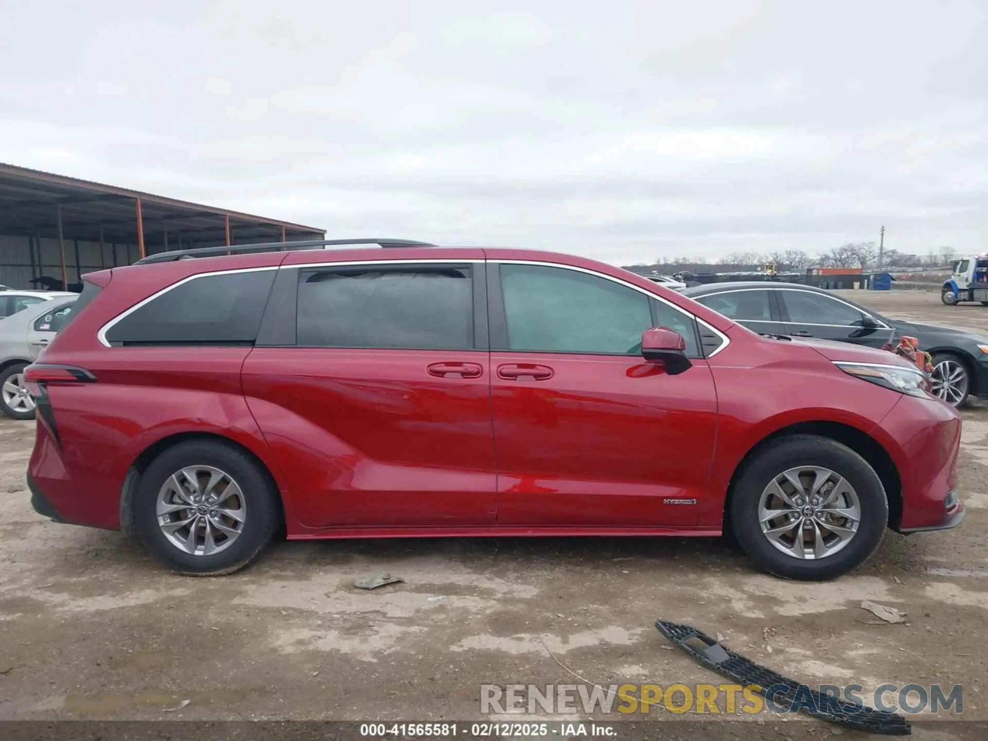 13 Фотография поврежденного автомобиля 5TDKRKEC5MS025881 TOYOTA SIENNA 2021