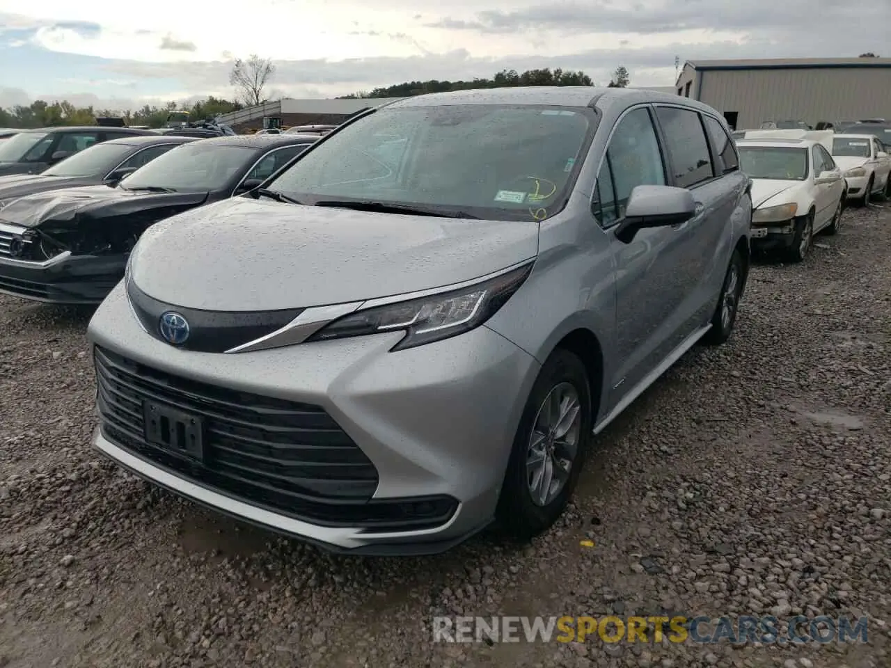 2 Photograph of a damaged car 5TDKRKECXMS029084 TOYOTA SIENNA 2021