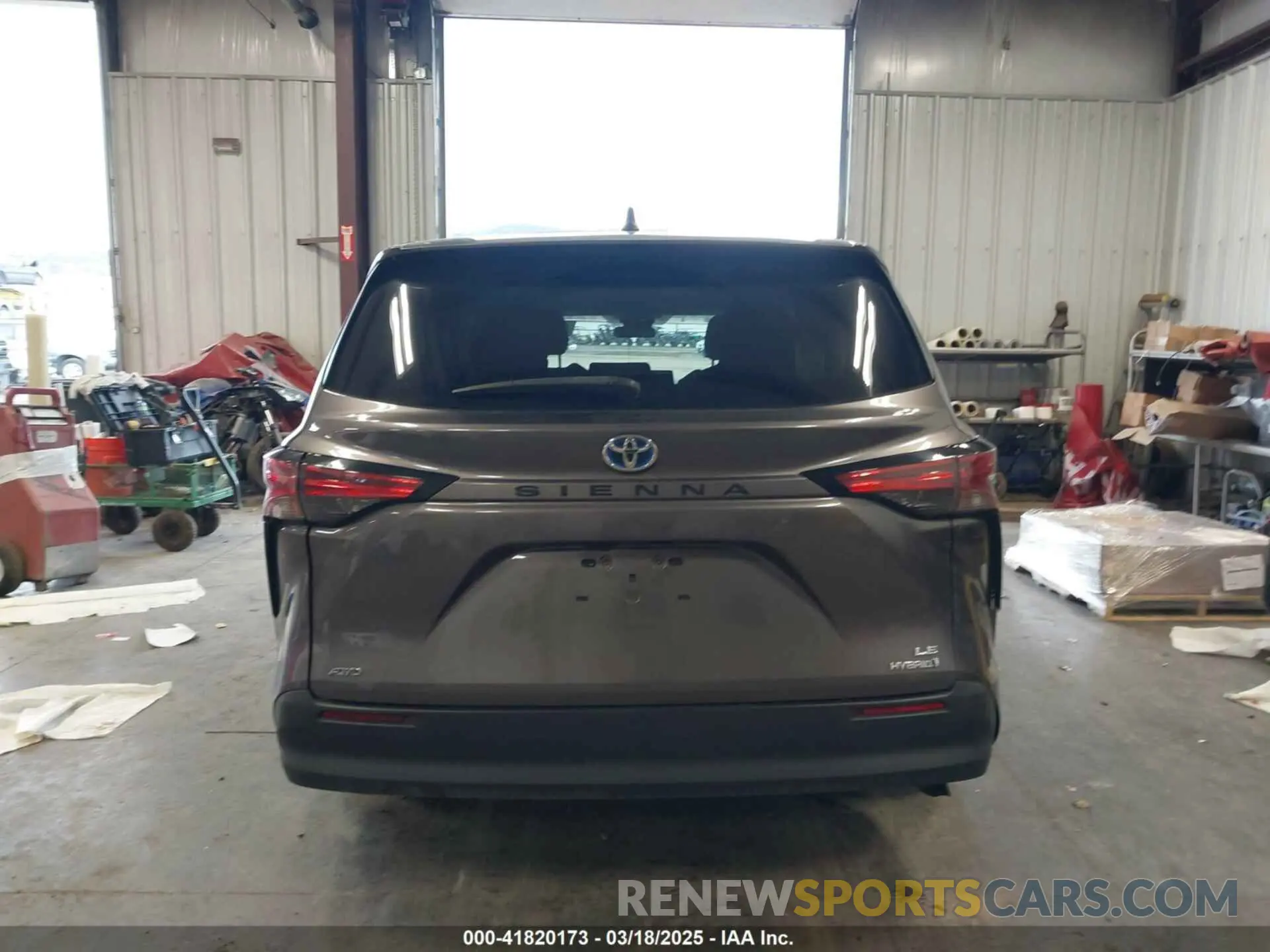 16 Photograph of a damaged car 5TDKSKFC0MS001927 TOYOTA SIENNA 2021