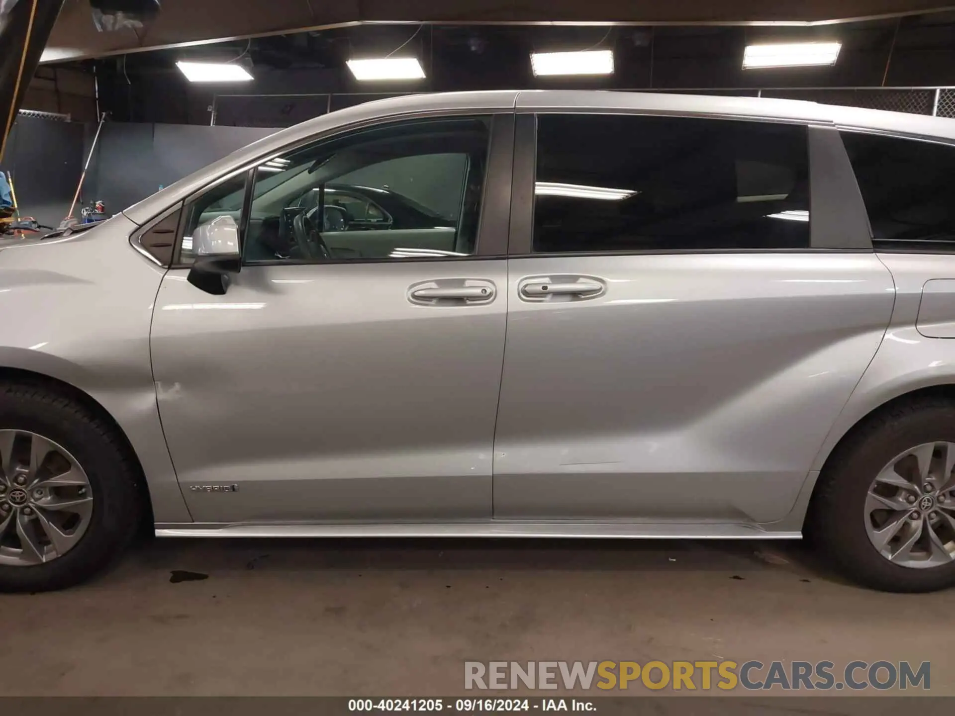 14 Фотография поврежденного автомобиля 5TDKSKFC5MS006055 TOYOTA SIENNA 2021