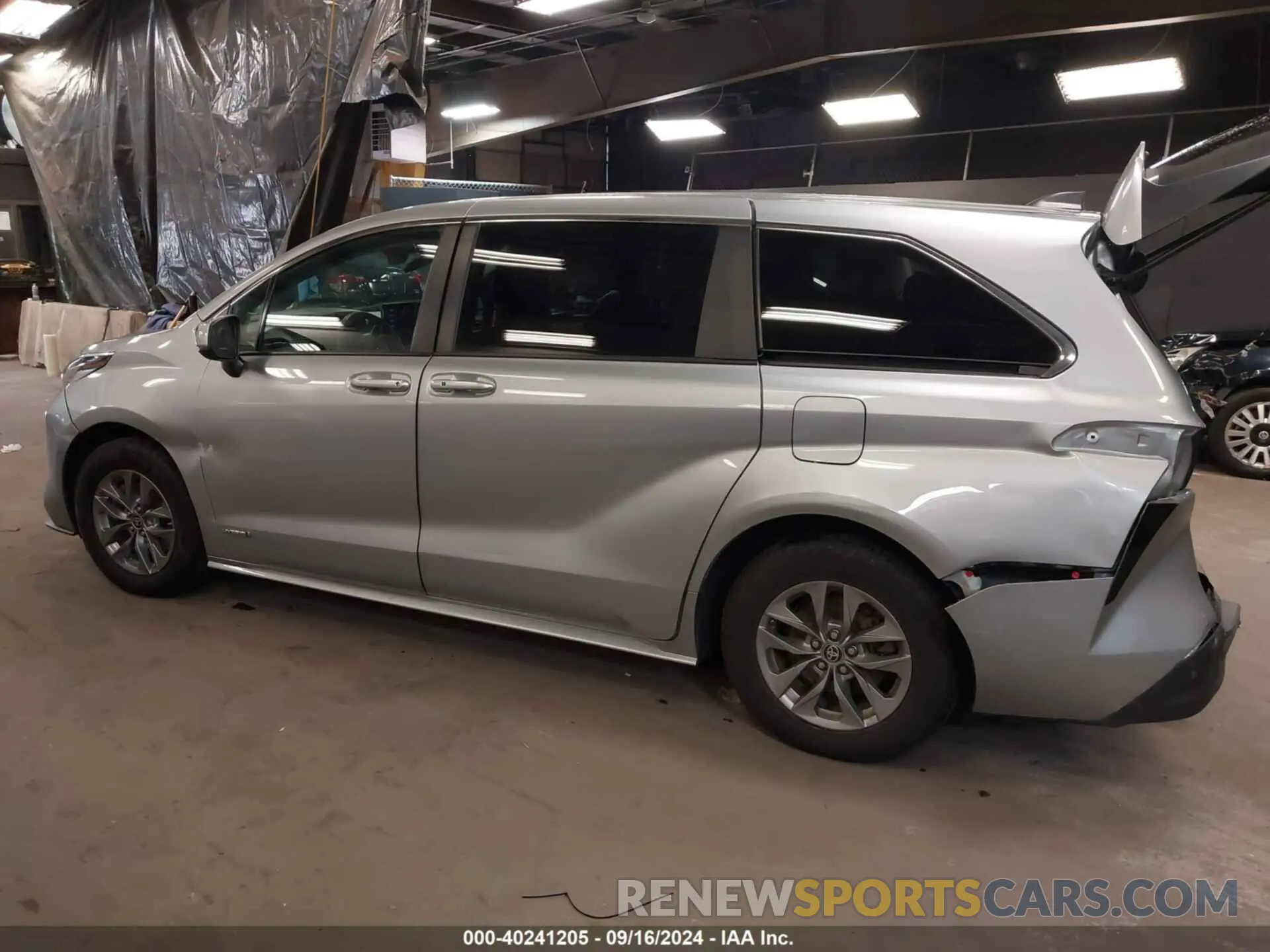 3 Фотография поврежденного автомобиля 5TDKSKFC5MS006055 TOYOTA SIENNA 2021