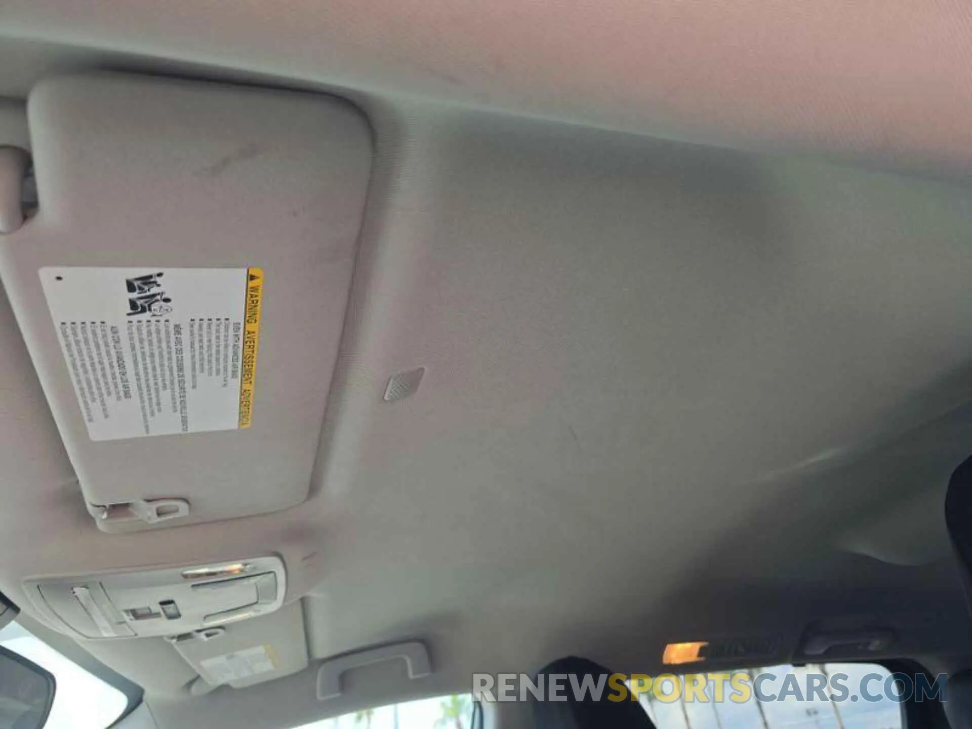 14 Photograph of a damaged car 5TDKSKFC8MS022217 TOYOTA SIENNA 2021