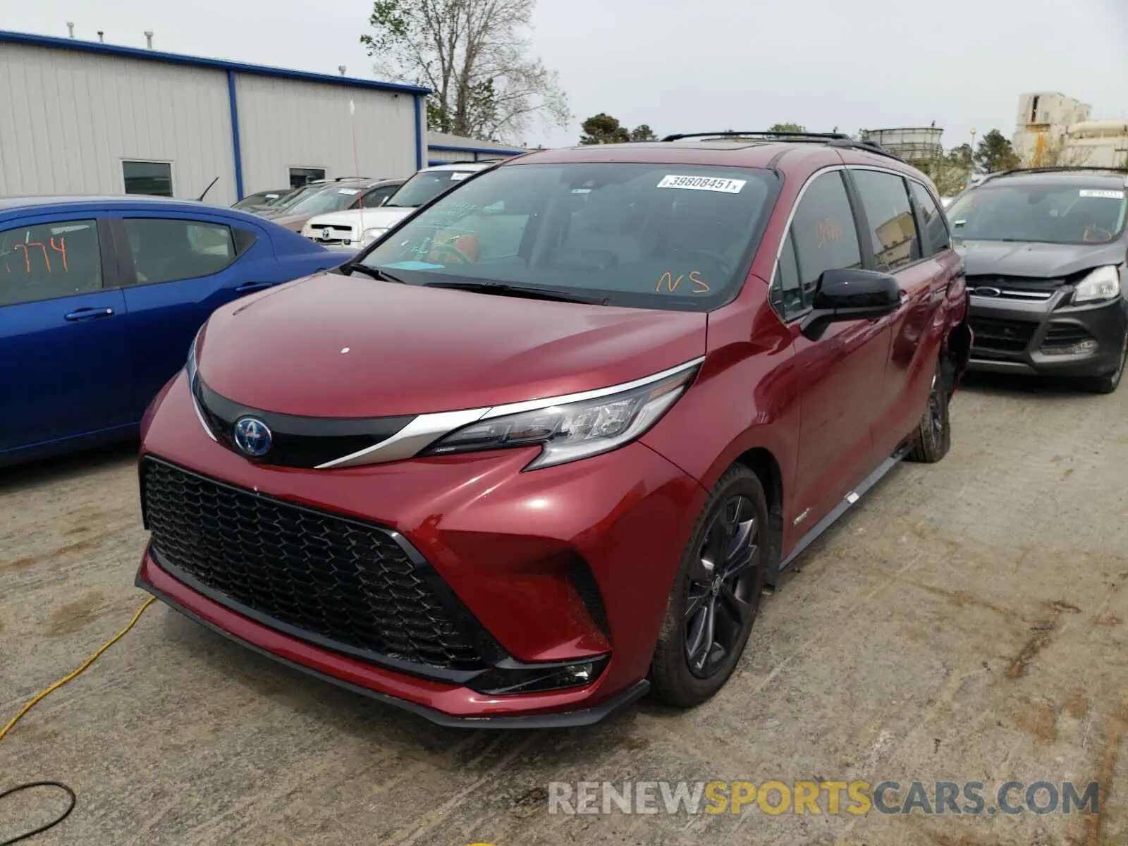 2 Photograph of a damaged car 5TDXRKEC5MS007886 TOYOTA SIENNA 2021