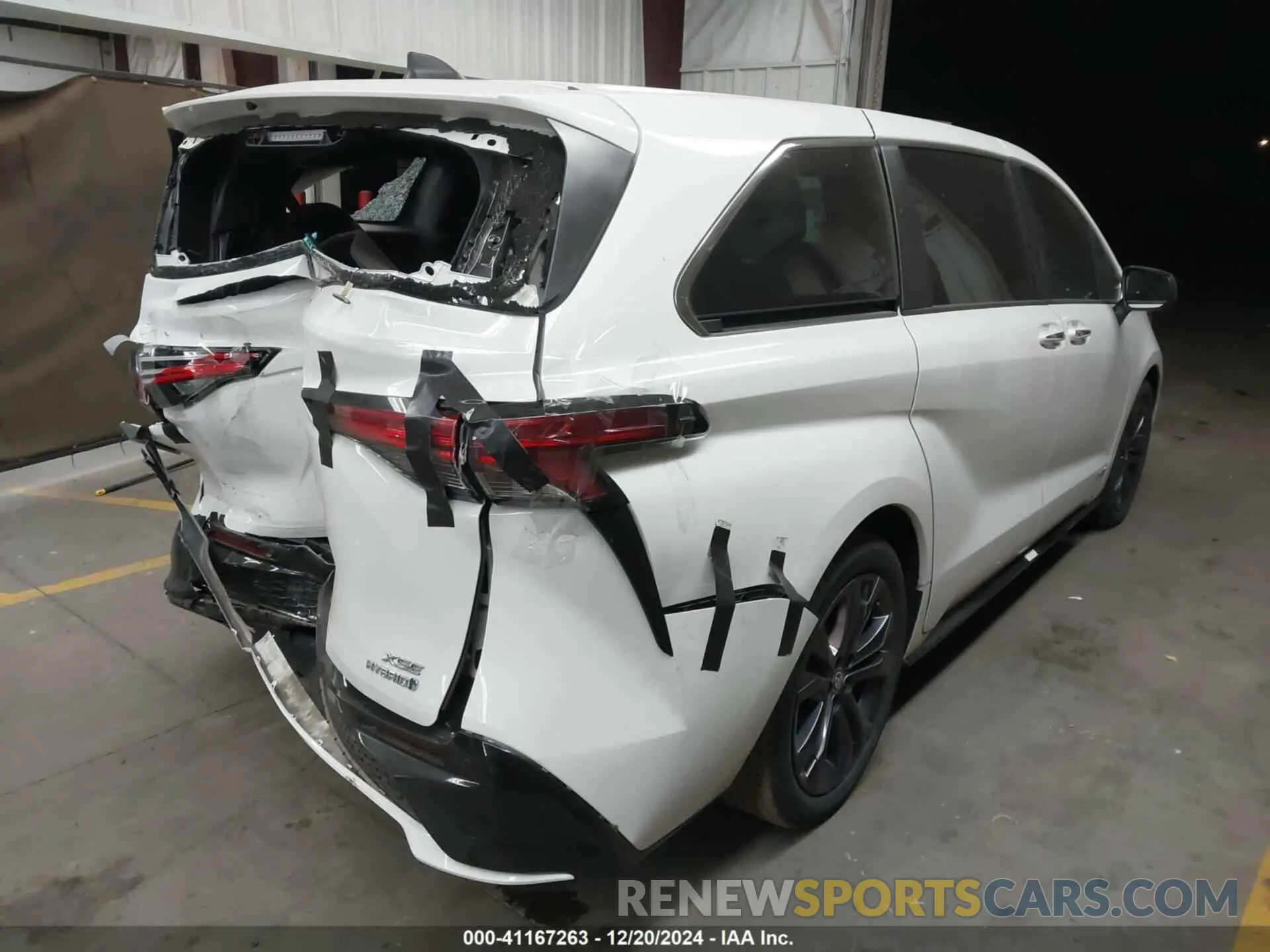 4 Фотография поврежденного автомобиля 5TDXRKEC6MS005385 TOYOTA SIENNA 2021